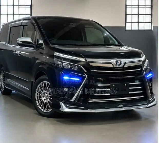 Toyota Voxy Hybrid ZS 2WD 7-Seater 2019 Black
