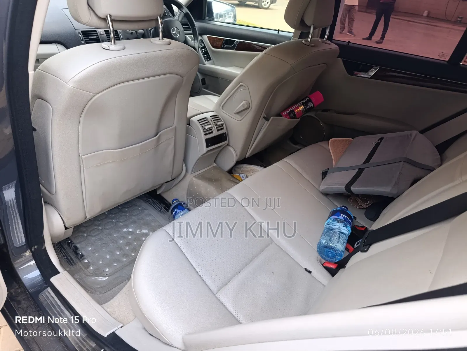 Mercedes-Benz C180 2010 Gray