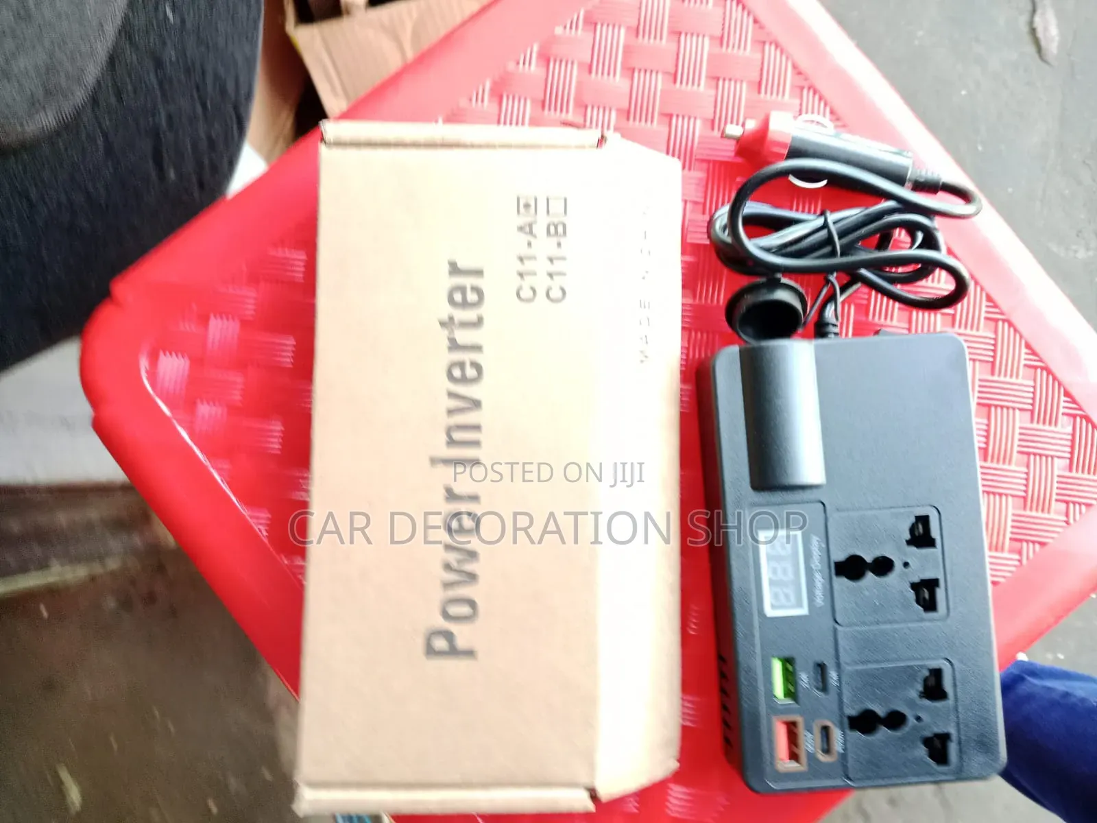 Car Power Inverter With Multi Port USB Charging Port