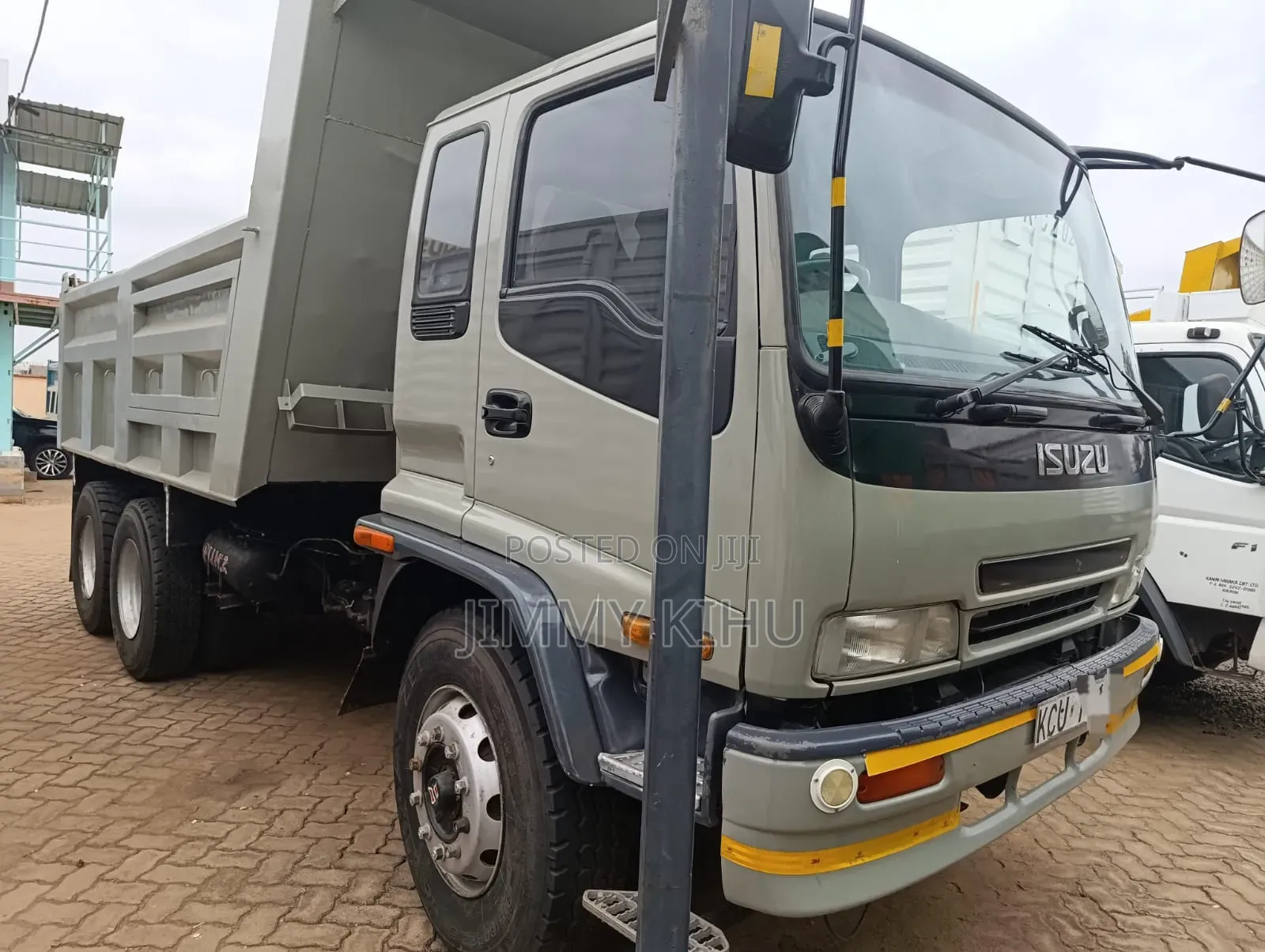 Isuzu FVZ Tipper