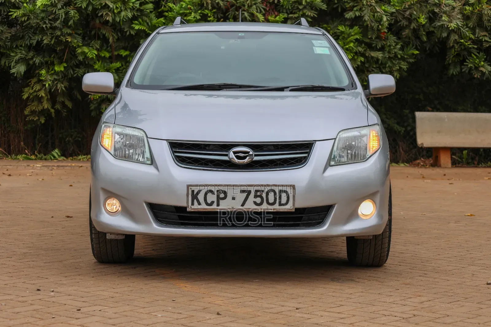 Toyota Corolla Fielder 2011 Silver