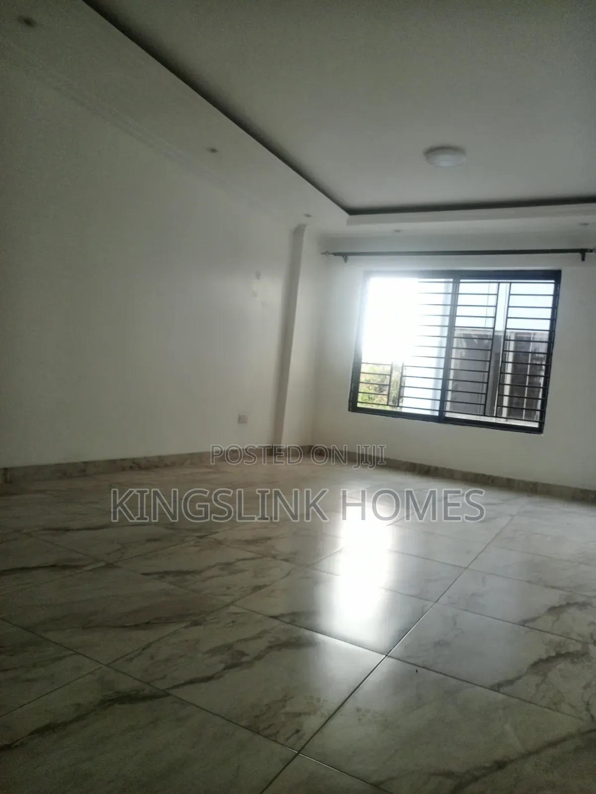 3bdrm Apartment in Nairobi West, Madaraka for rent