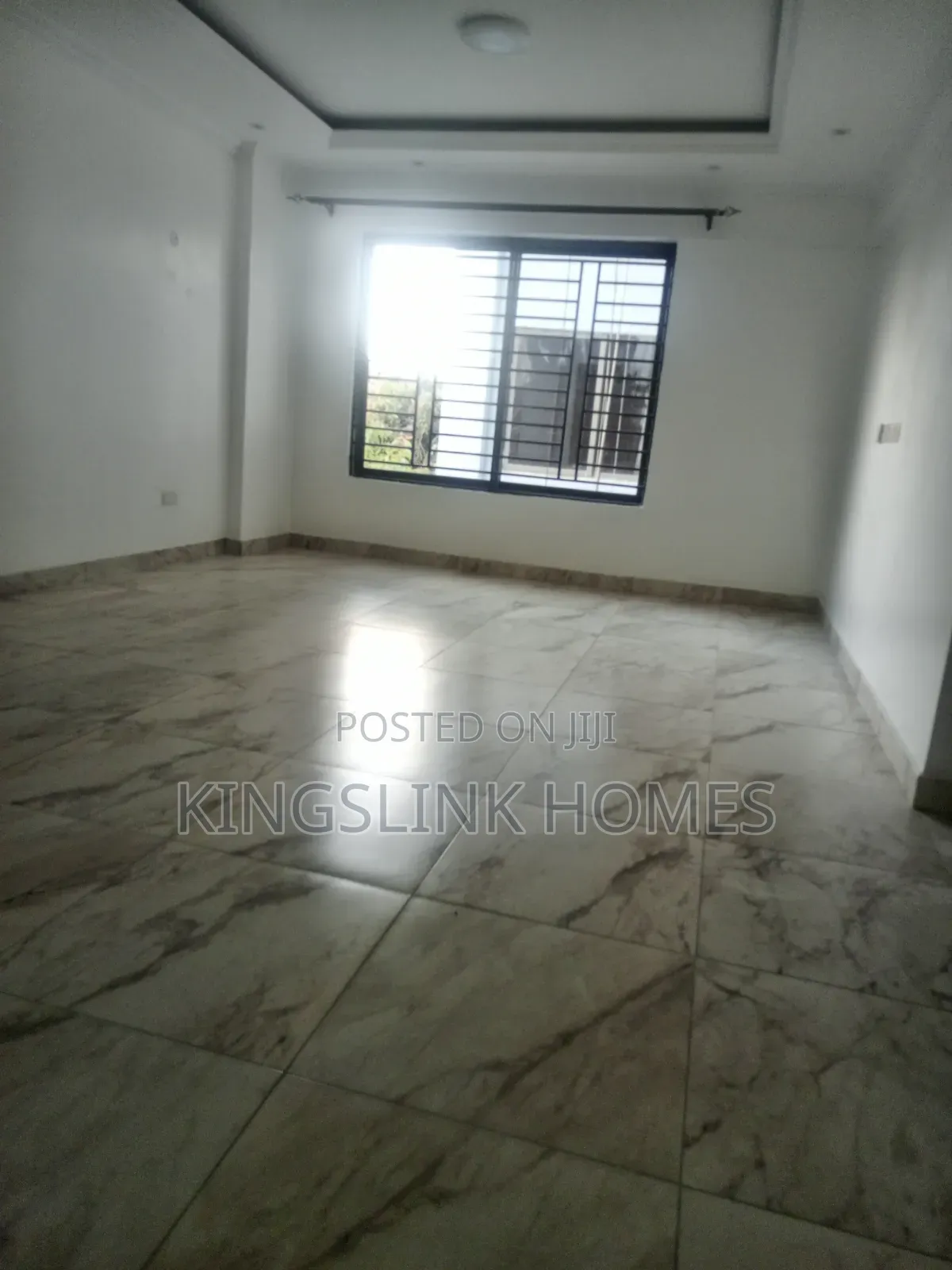 3bdrm Apartment in Nairobi West, Madaraka for rent