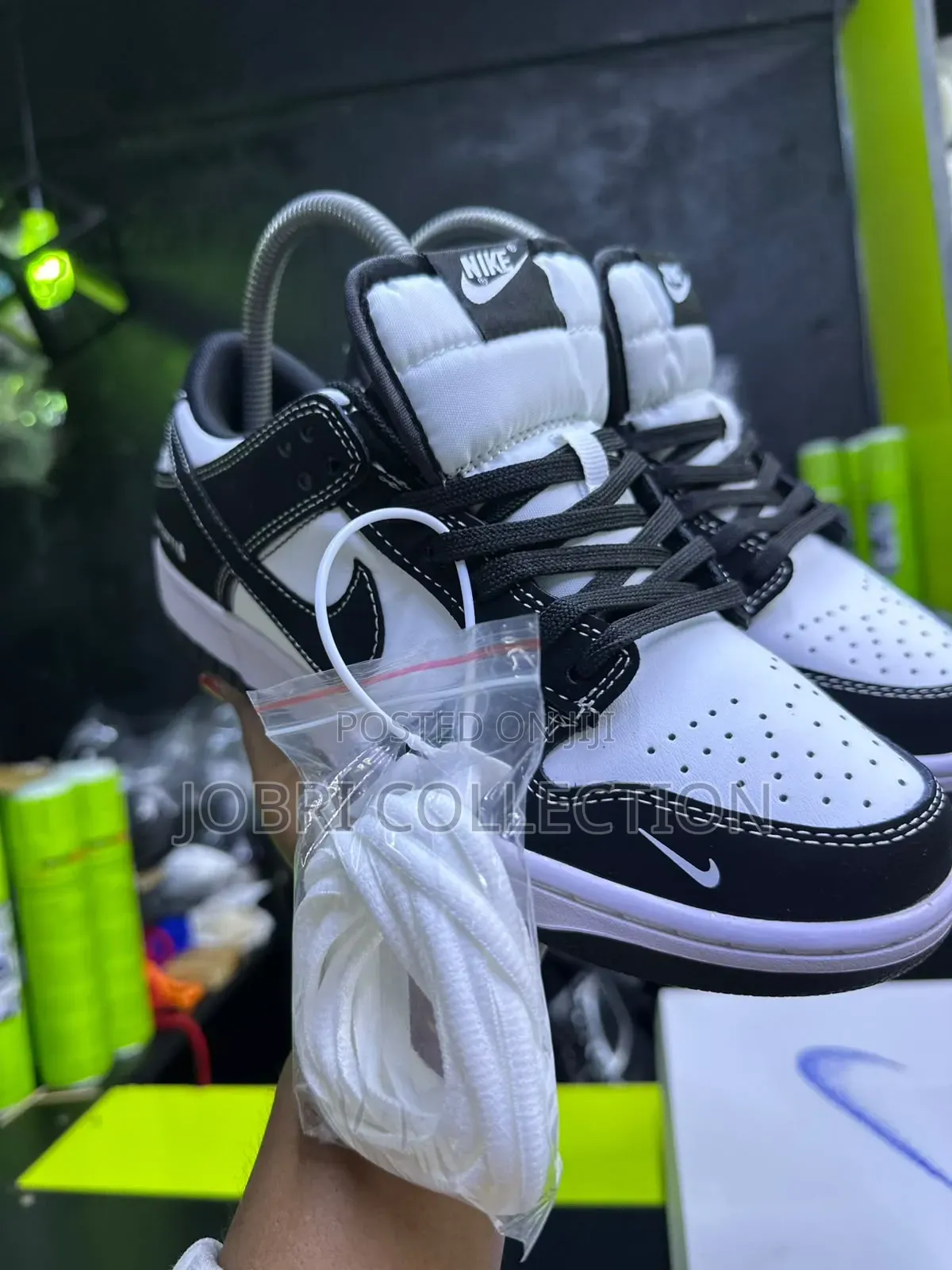 Nike Sb Dunk Batman X Carhartt Sneakers
