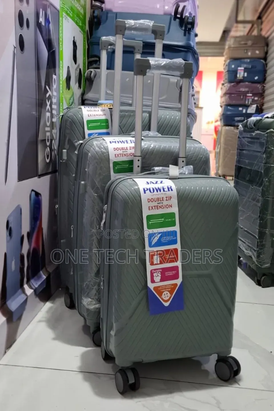 Suitcase 3 in 1 Size 4 ( 63,57,48cm)