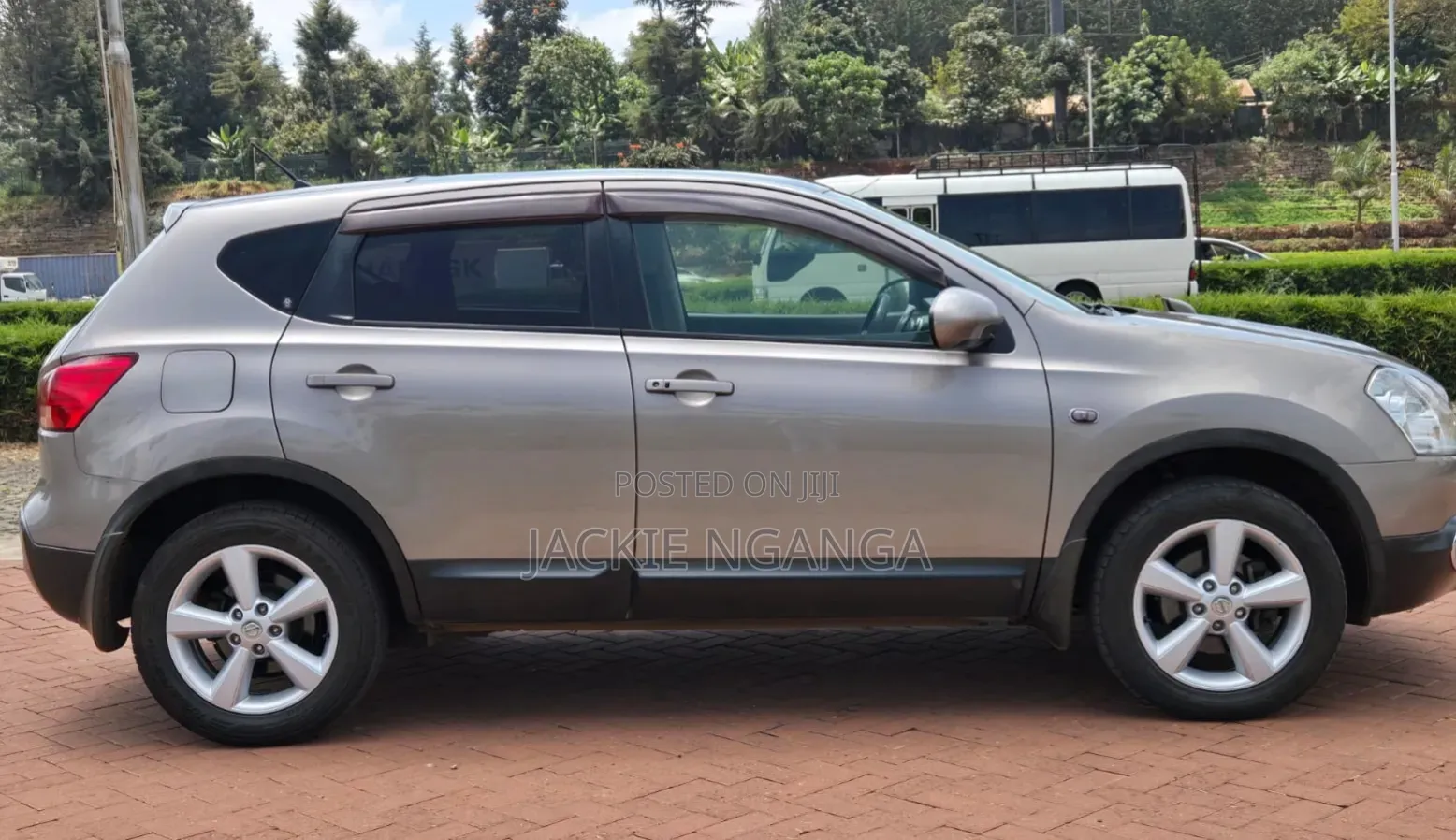 Nissan Dualis 2010 Silver