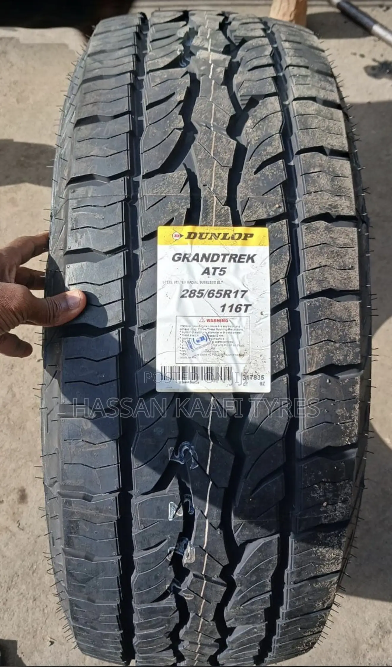 285-65r17 Dunlop Tyre