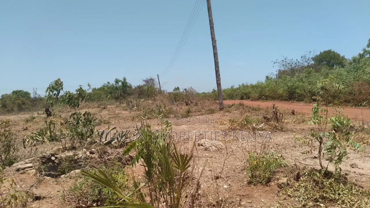 0.25-Acre Plot in Galu