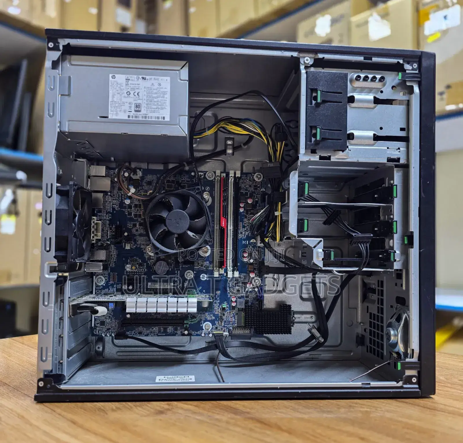 Desktop Computer HP Z240 8GB Intel Core i7 HDD+SSD 256GB