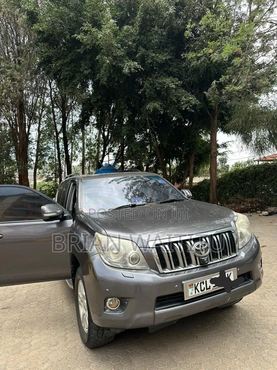 Toyota Land Cruiser Prado 3.0 TD 2011 Gray