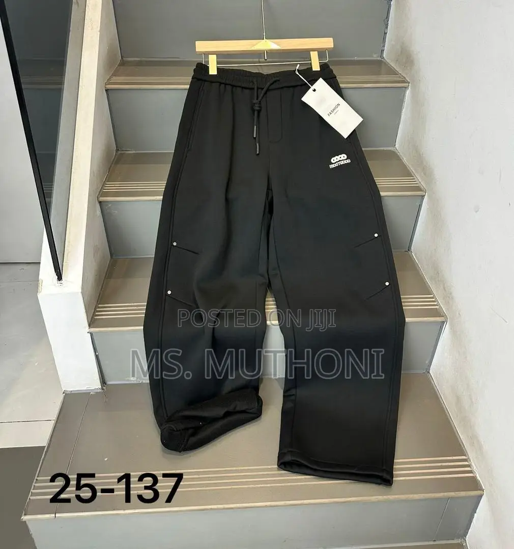 New Heavy-Weight Wide-Leg Joggers