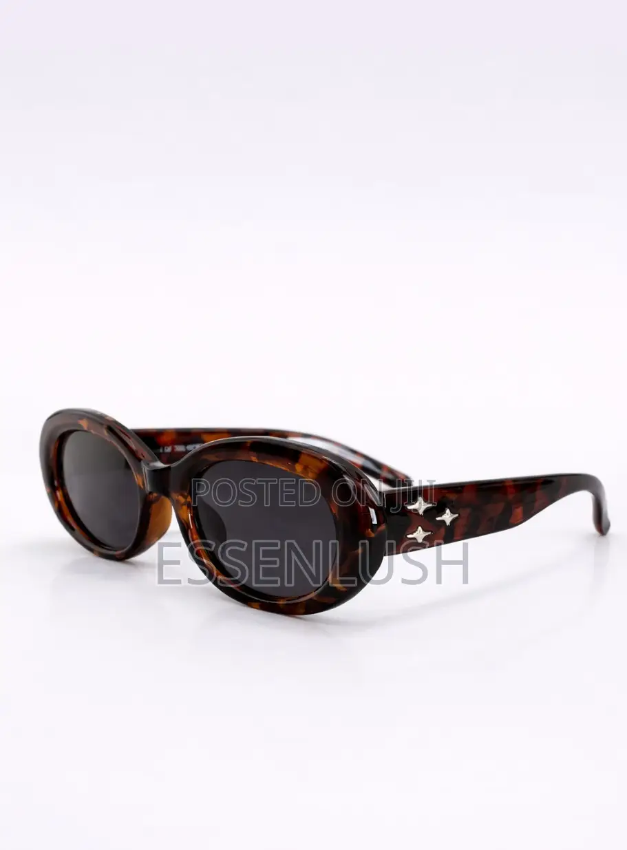 Glossy Black Thick-Frame Oval Sunglasses (Brand New Comes With Case)