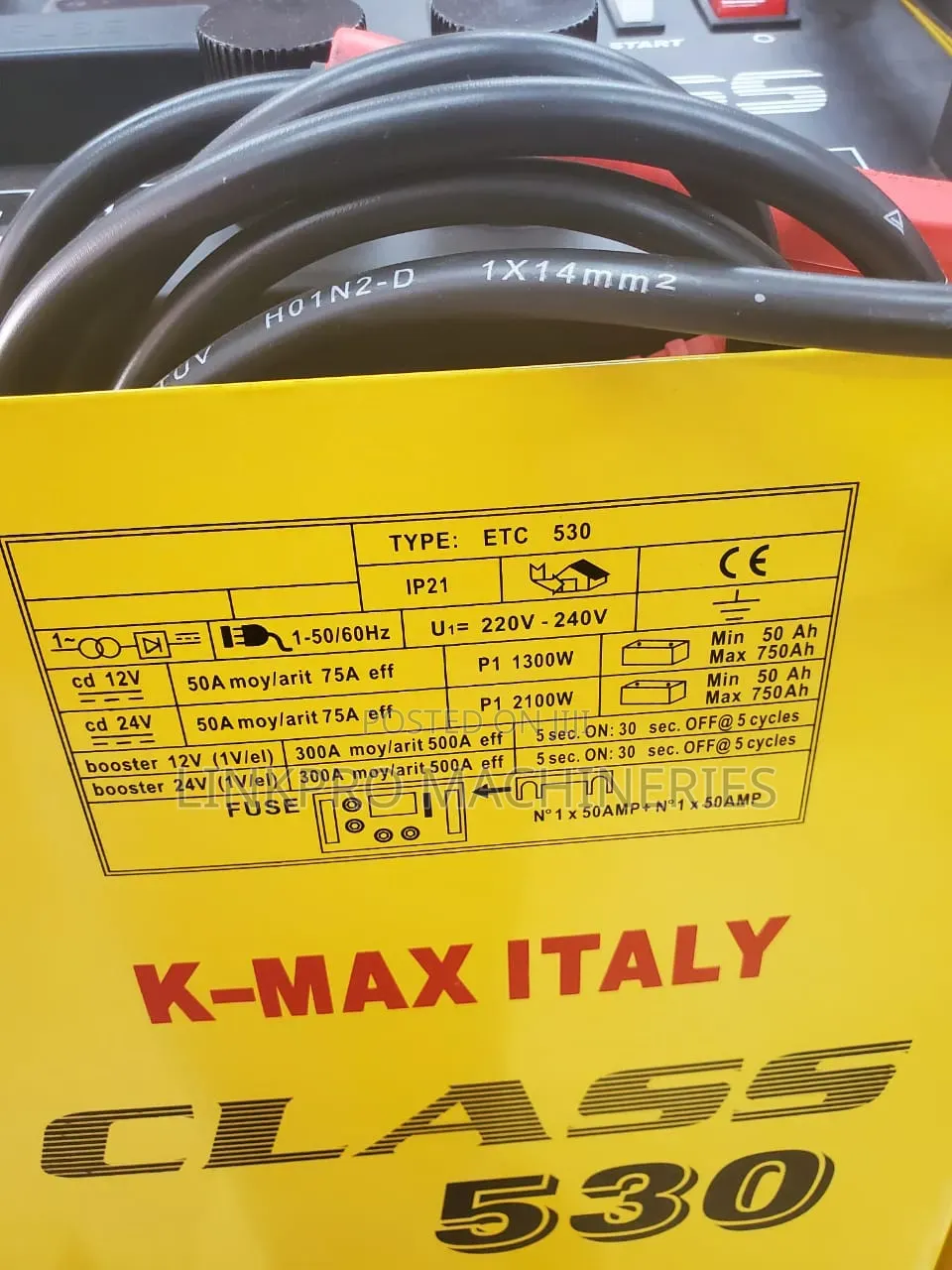 Kmax Italy Class 530 Battery Booster and Charger