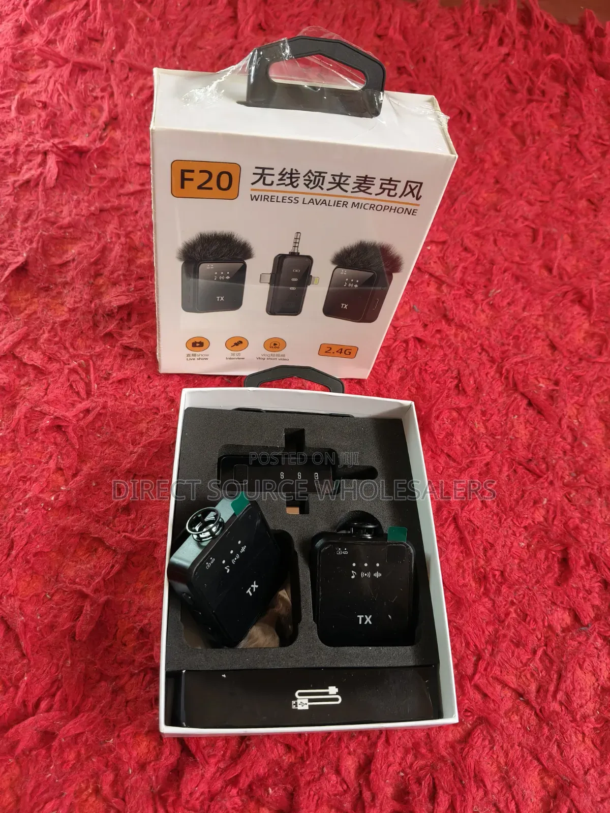 F20 Rechargeable Wireless Lavalier Microphone