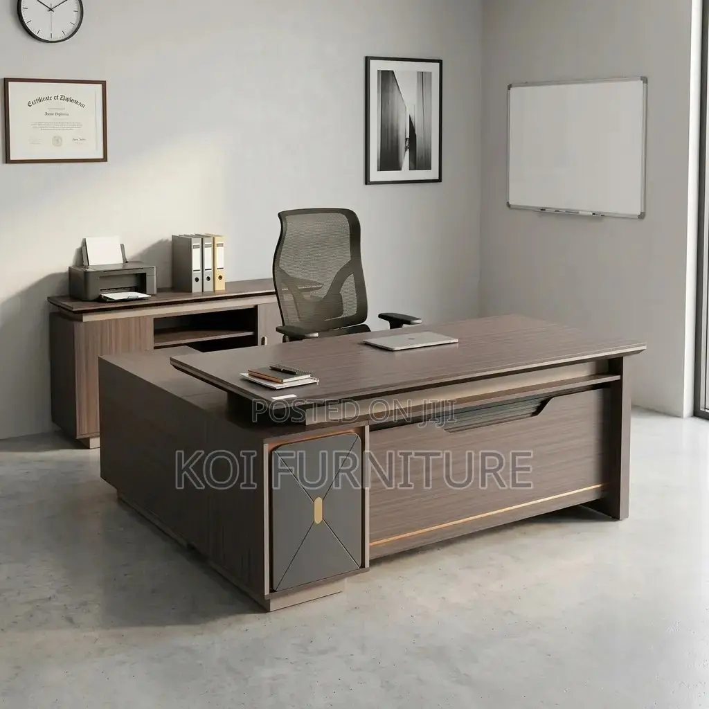 Office Desk; 1.6 Meter Executive Managers Desk in L Shape