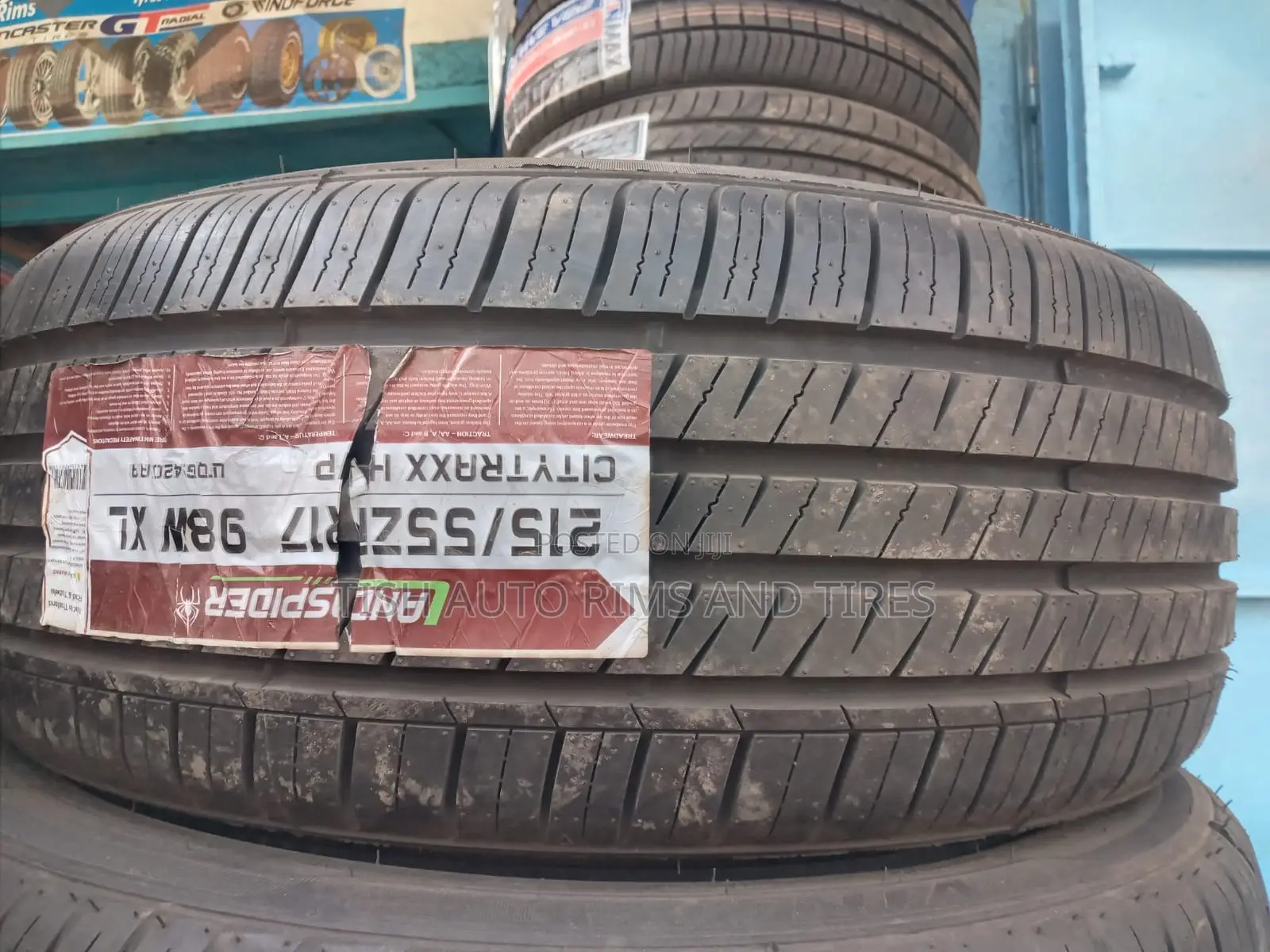 215/55r17 Landspider Made in Thailand