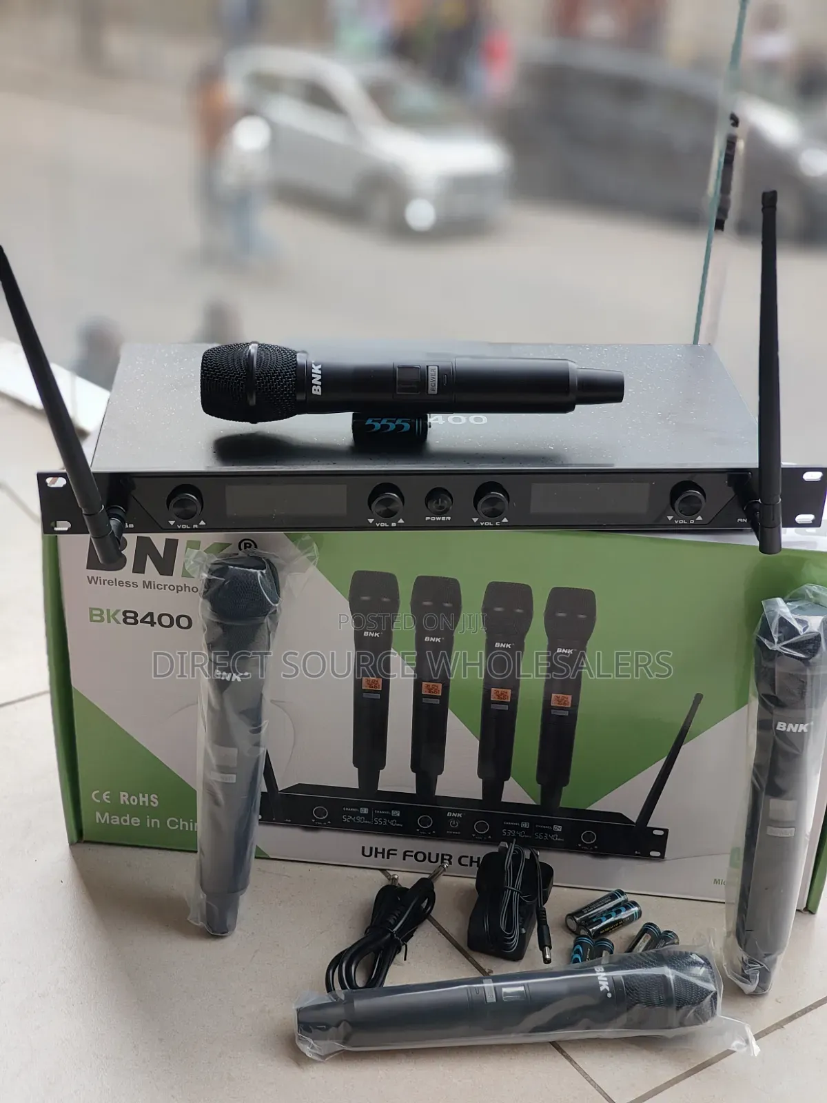 BNK BK8400 UHF Wireless Mic 4pcs – Powerful Sound