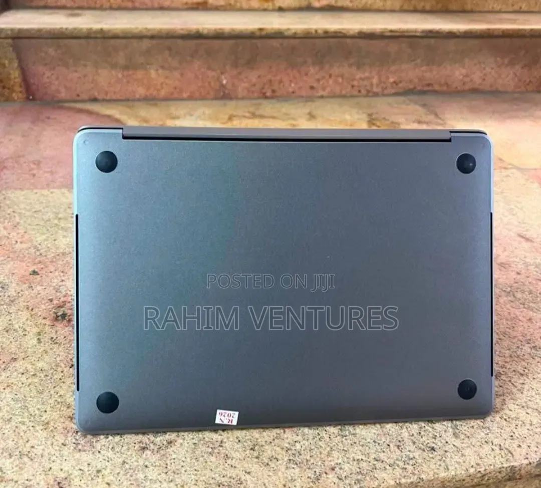 Laptop Apple MacBook Pro 2018 16GB Intel Core i7 SSD 512GB