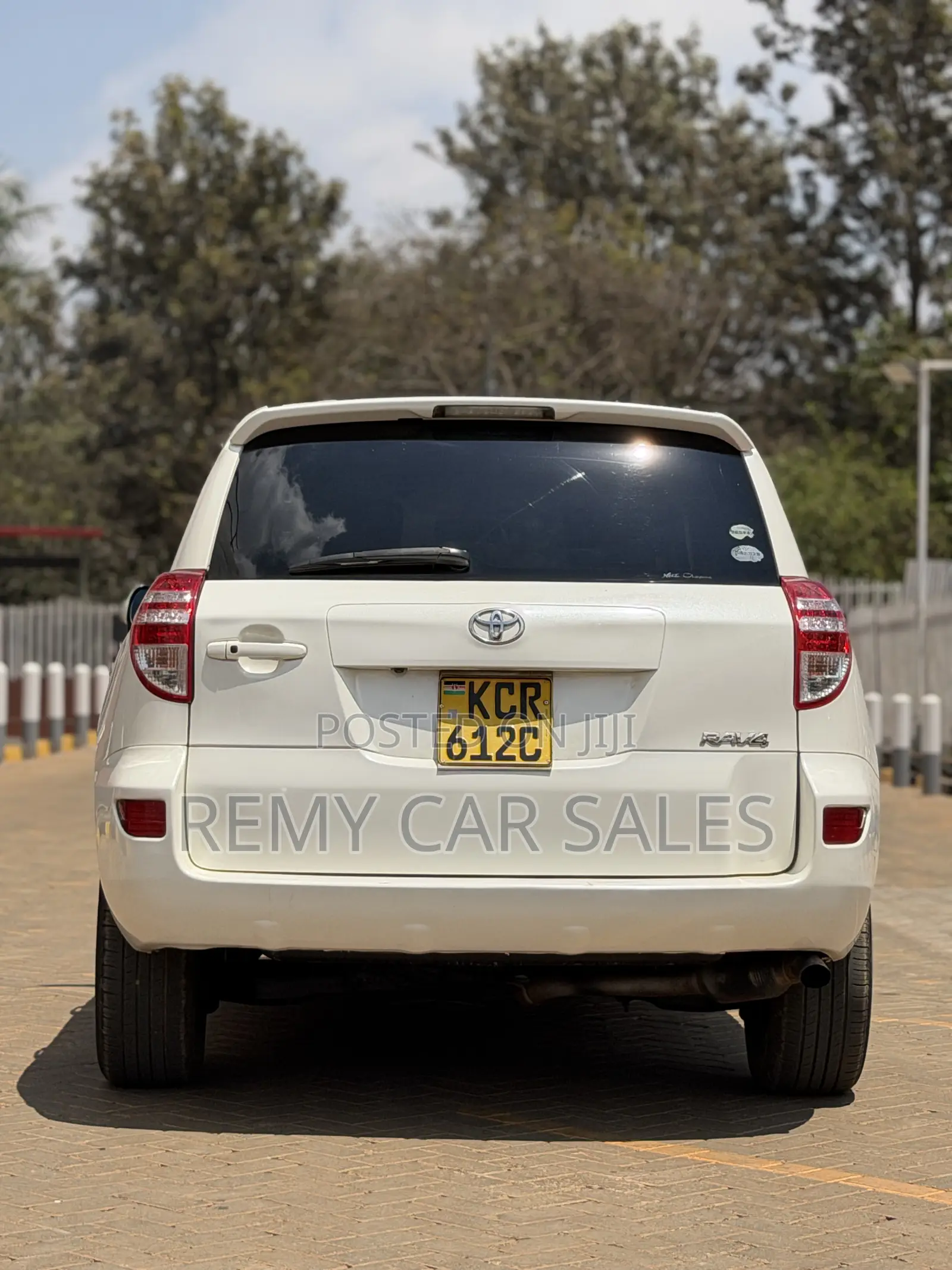 Toyota RAV4 2012 White