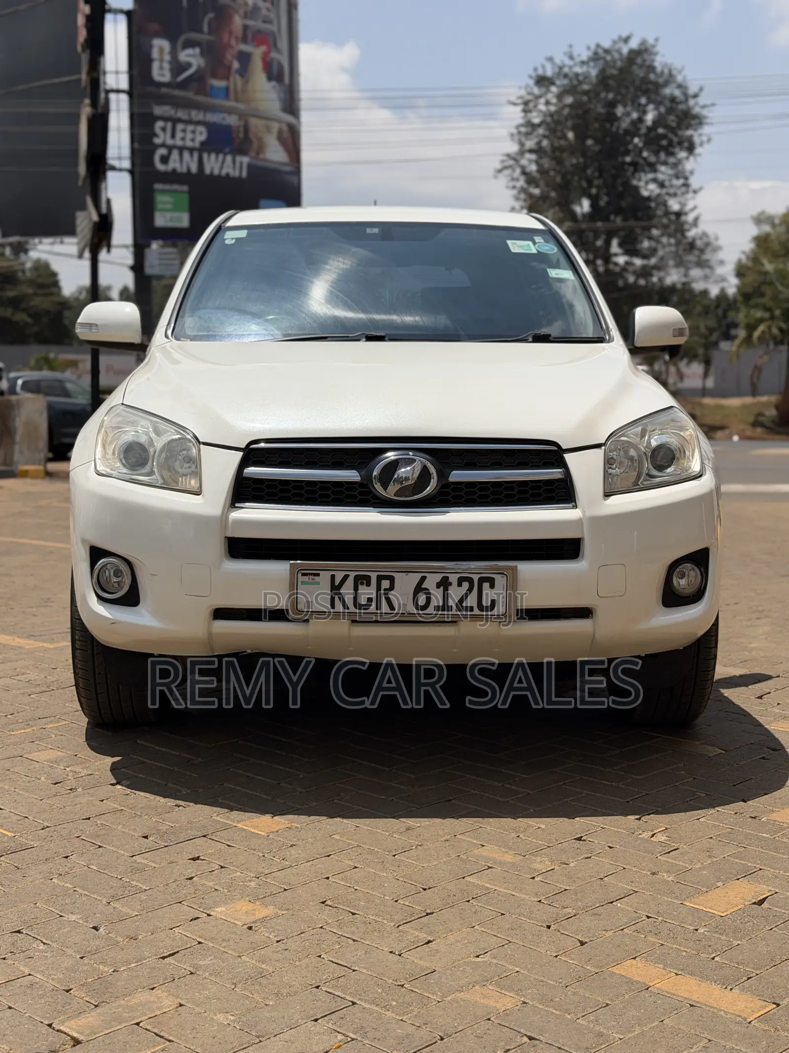 Toyota RAV4 2012 White