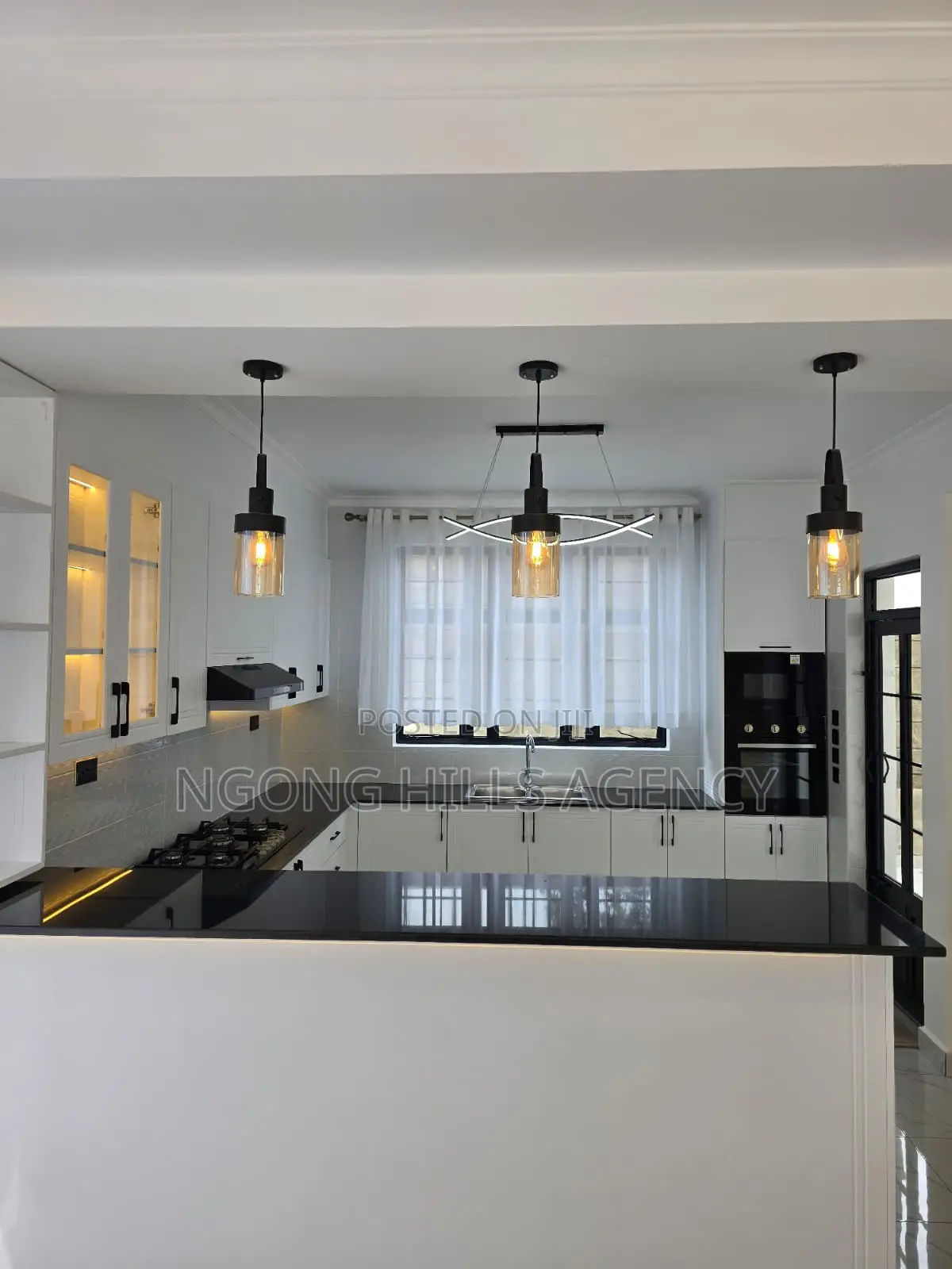 3bdrm Maisonette in Kibiko, Kibiku for sale