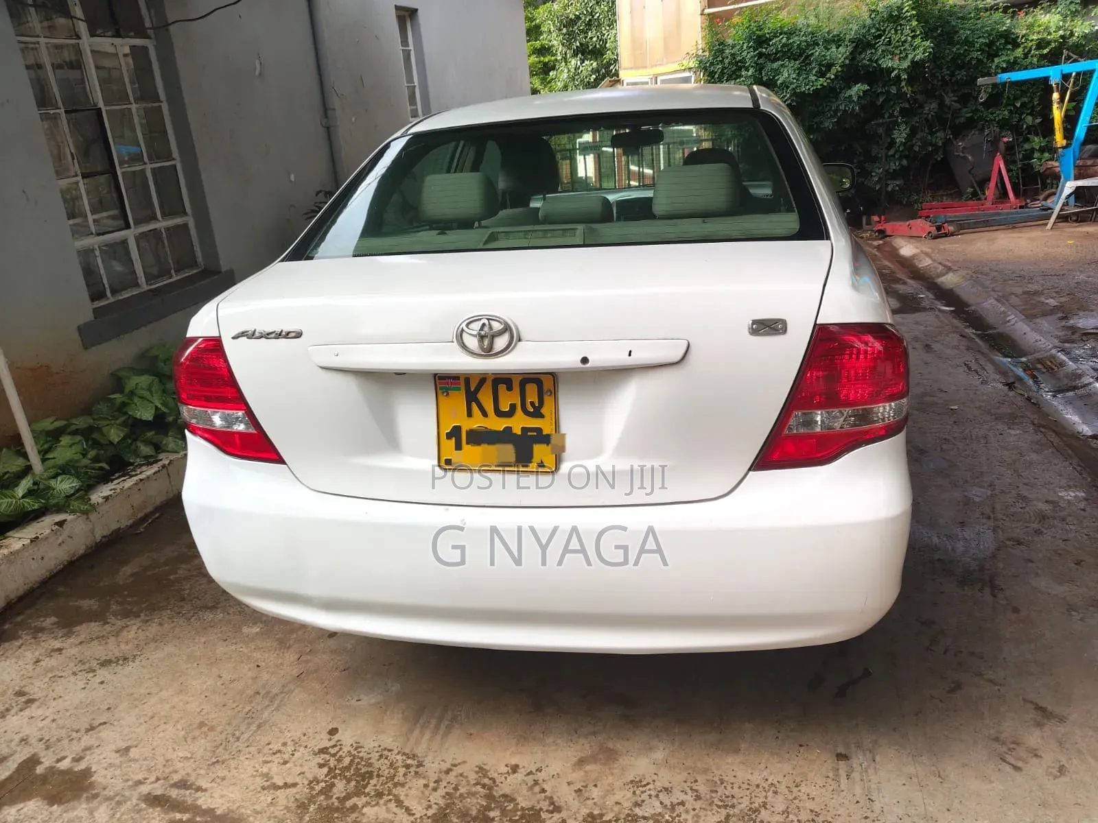 Toyota Axio 2011 White