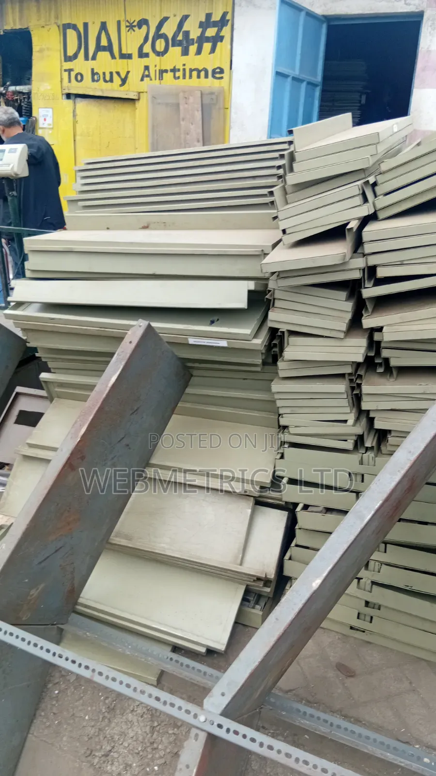Book Shelves Metallic