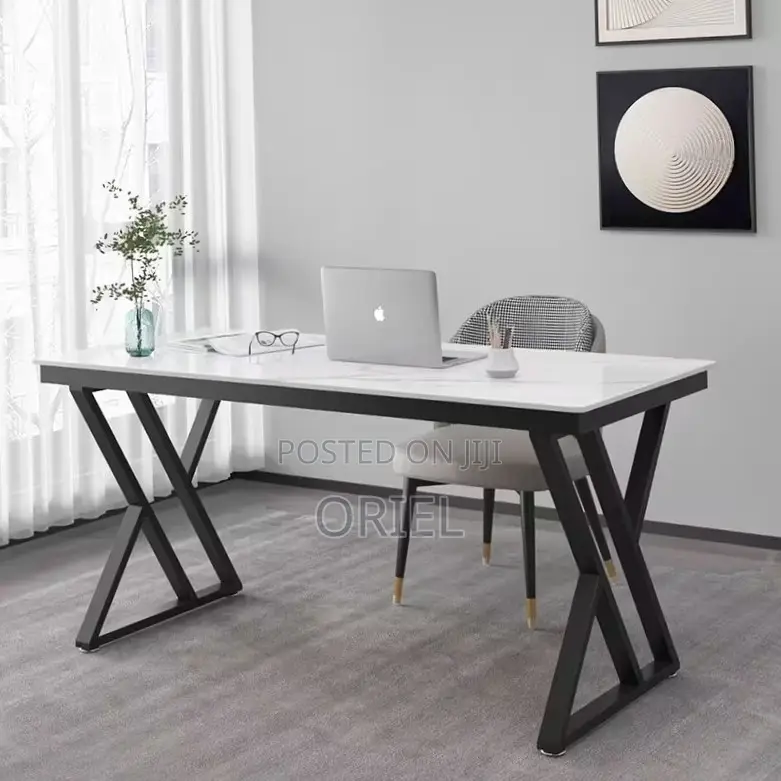 Office Desk : Black Office Computer Table