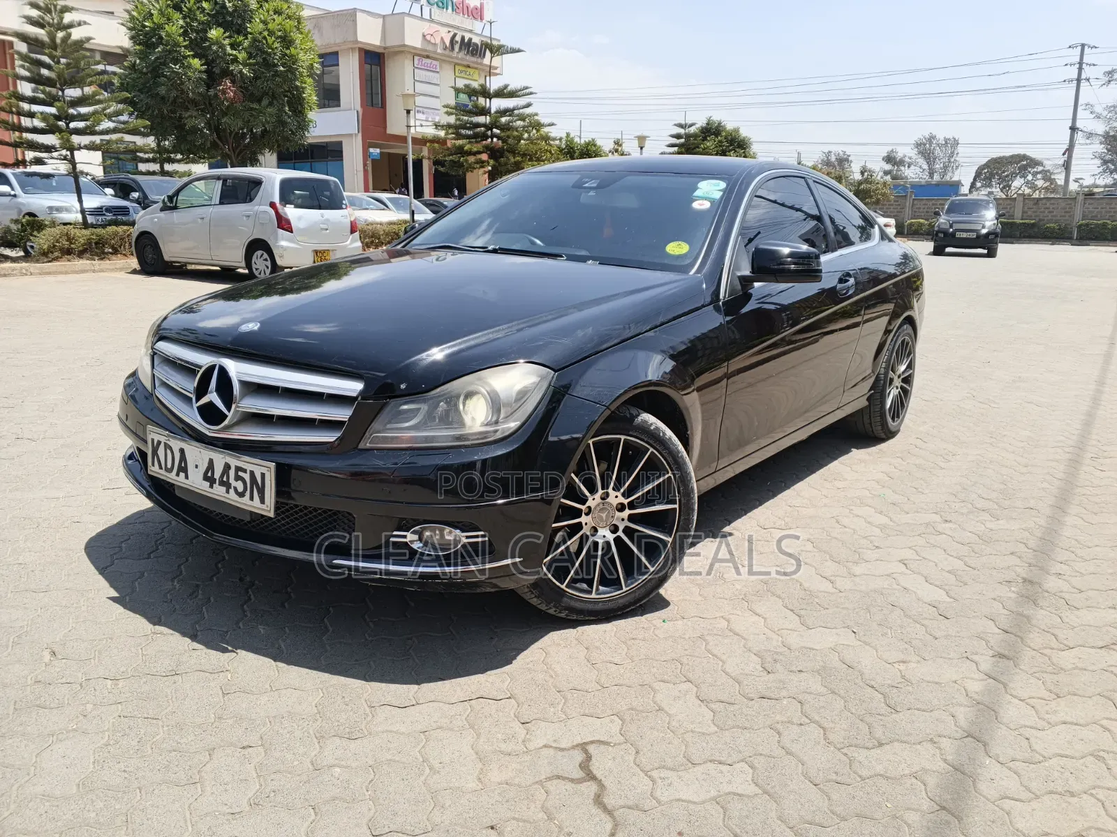 Mercedes-Benz C200 2013 Black