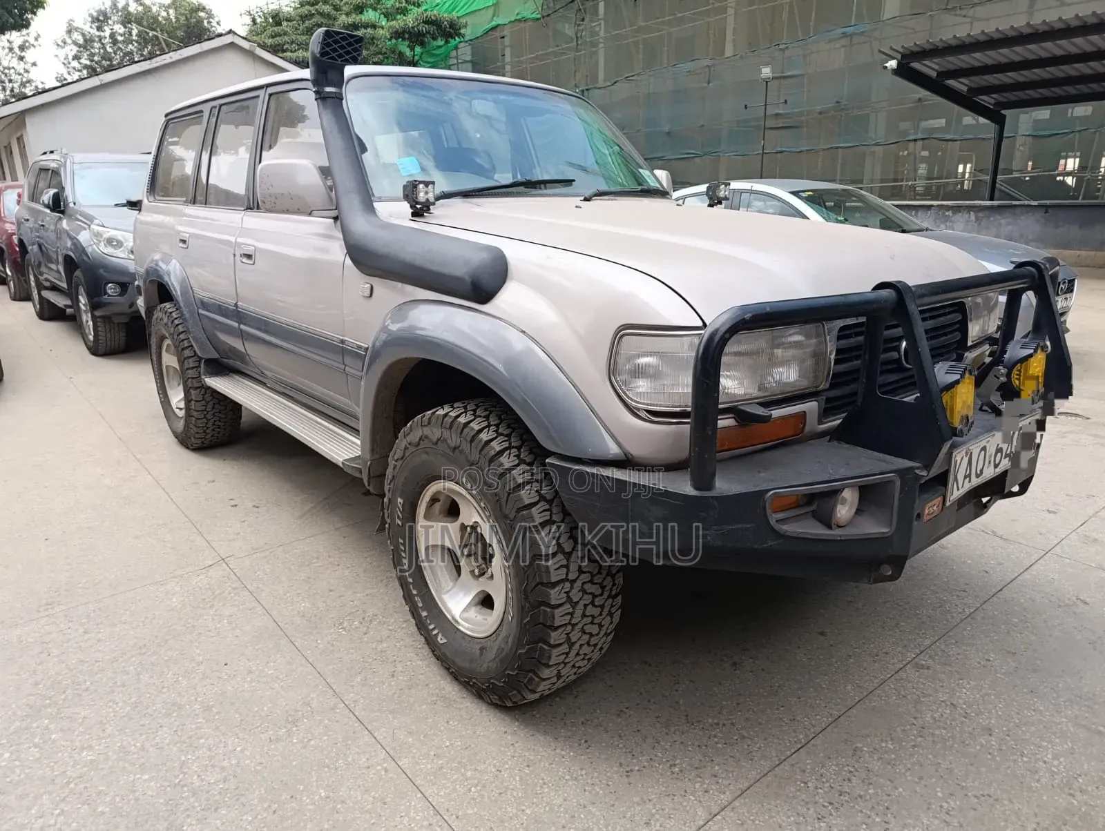 Toyota Land Cruiser 1998 Gray