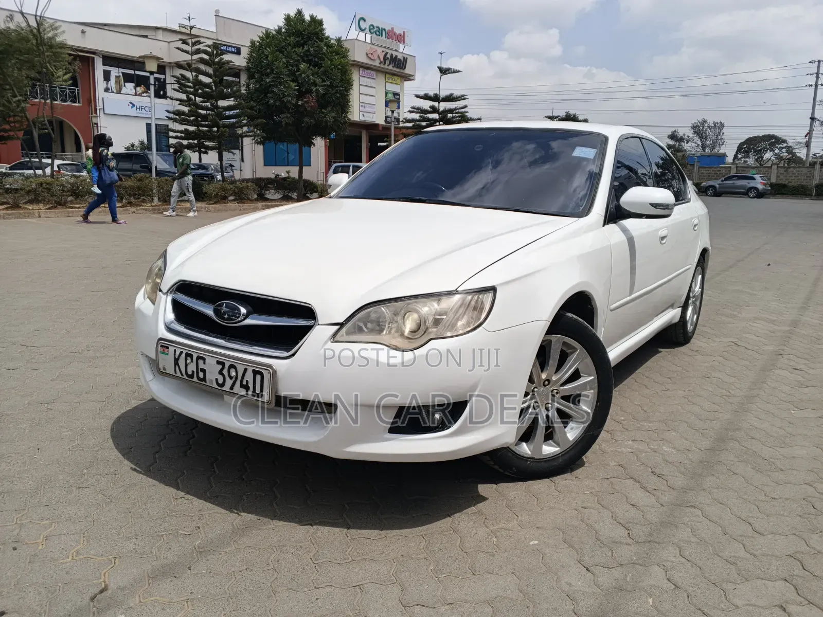 Subaru Legacy 2009 White