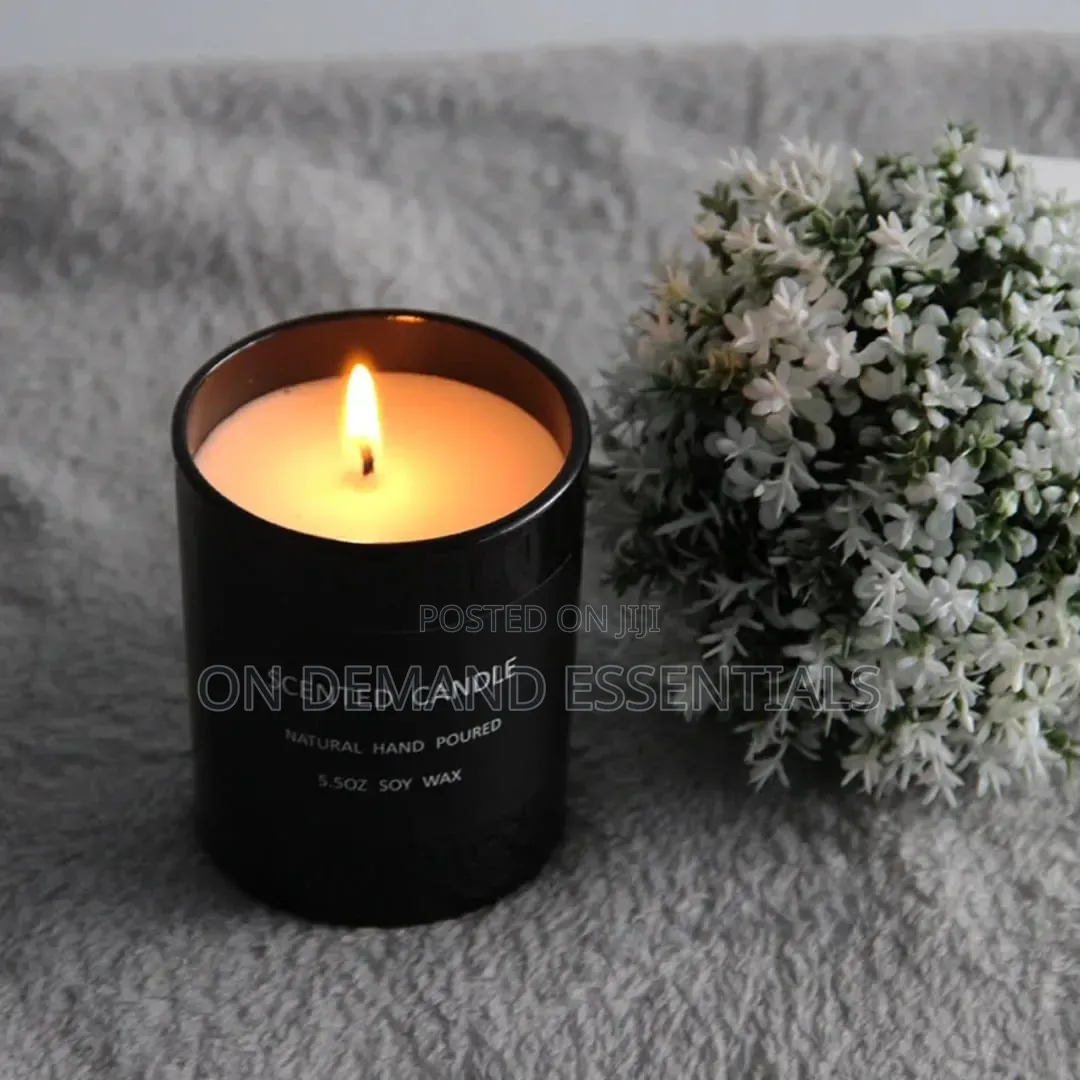 Soy Wax Scented Candle in Glass Jar