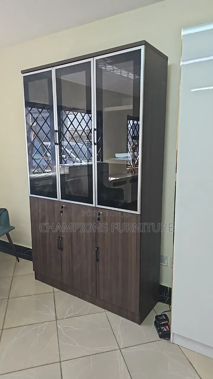 Modern Wooden Display Cabinet With Glass Doors