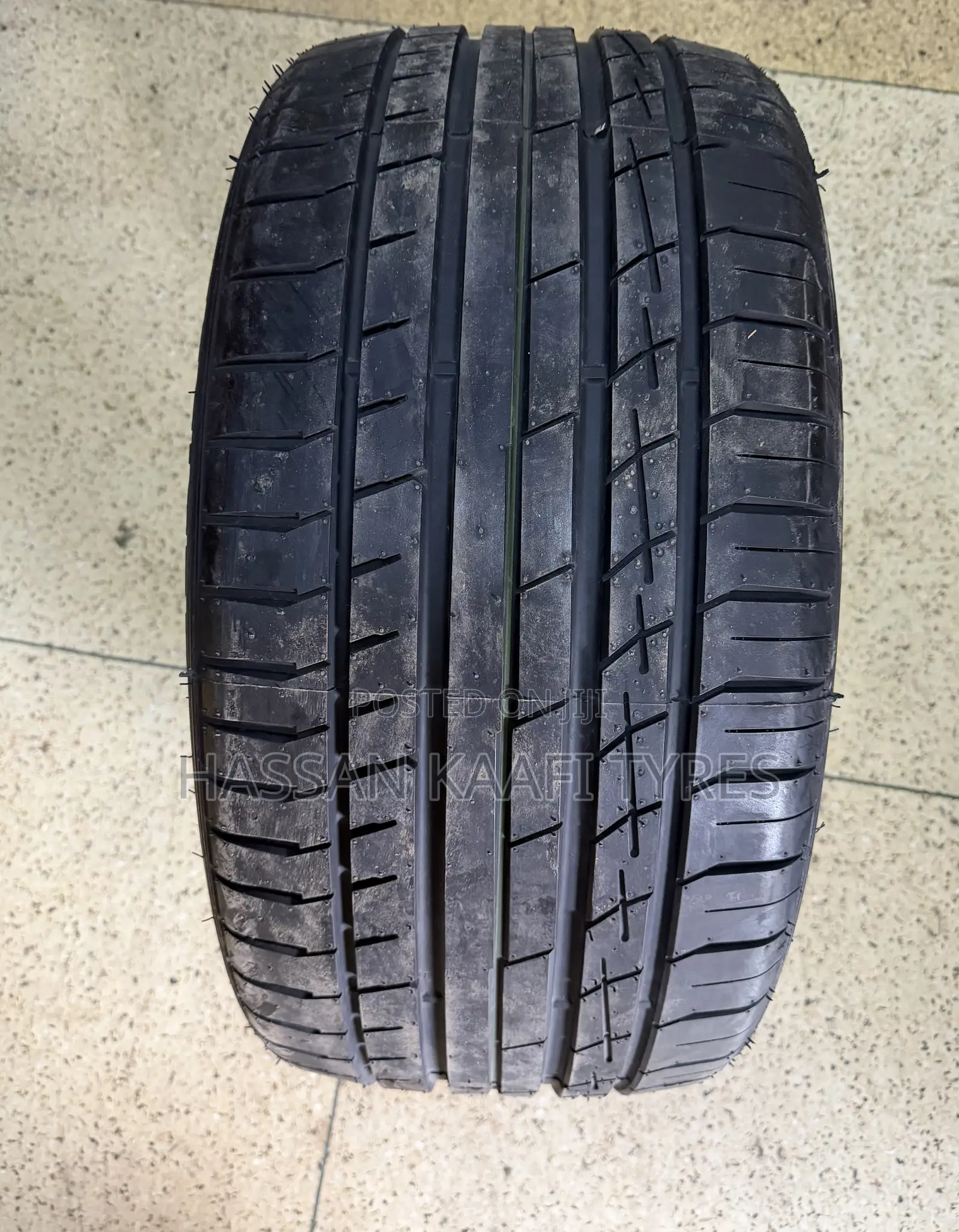 295/40r20 Accelera Tyre Made in Indonesia