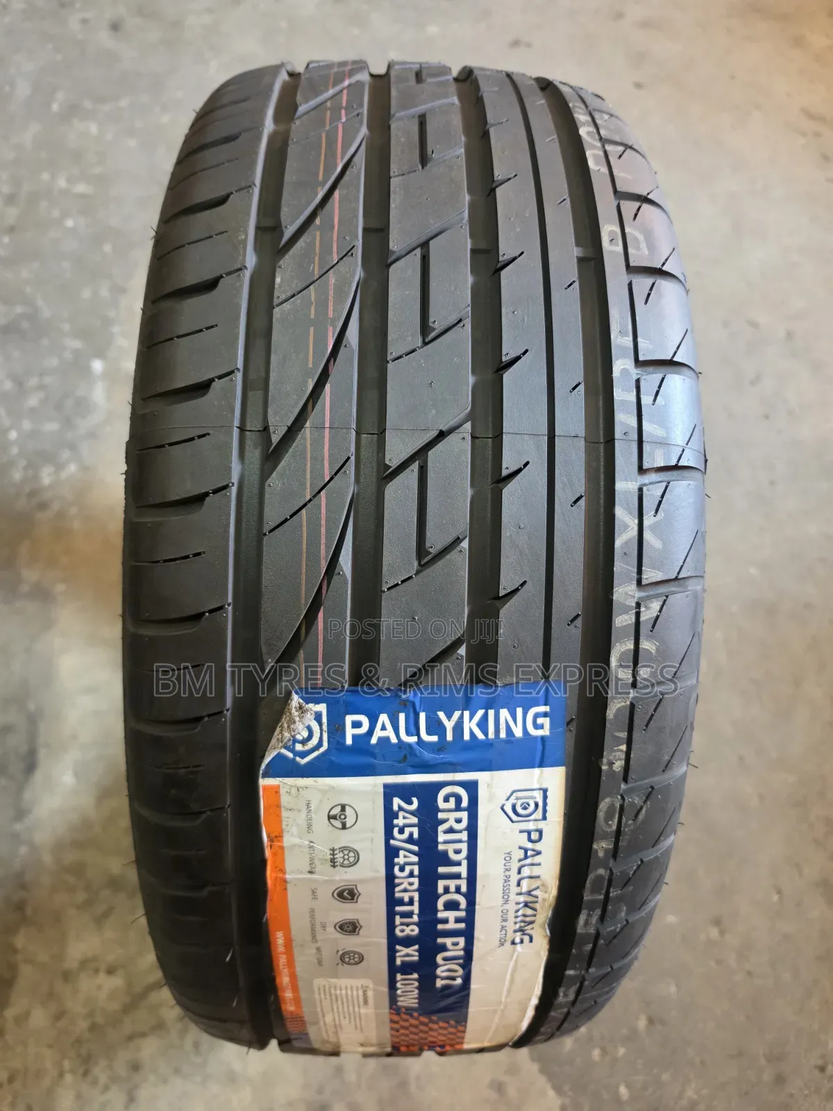 245 /45 R18 Pallyking Tires (Runflat)