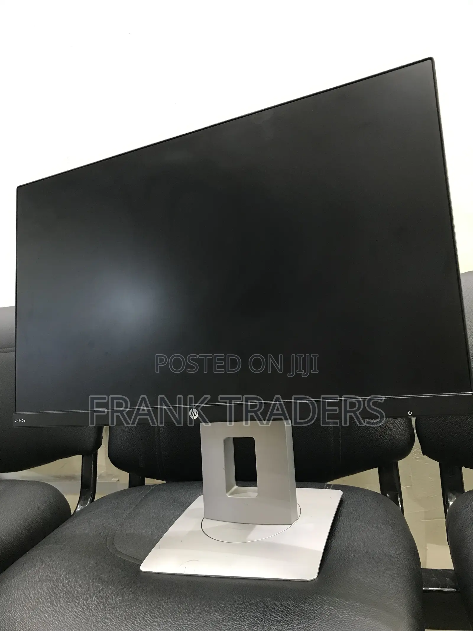 24 Inch HP Edge to Edge Design