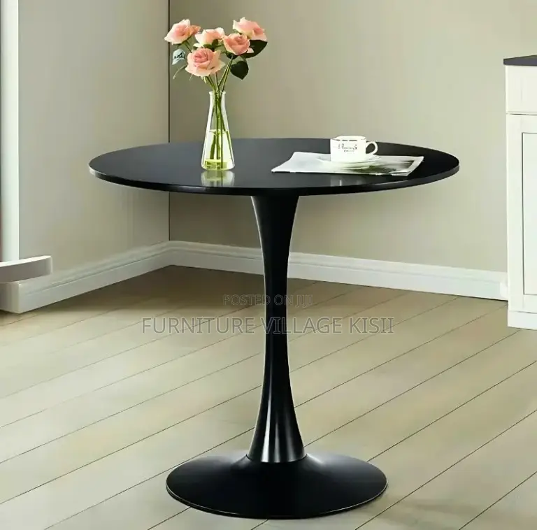 Home Furniture: Round Tulip Black Dining Table