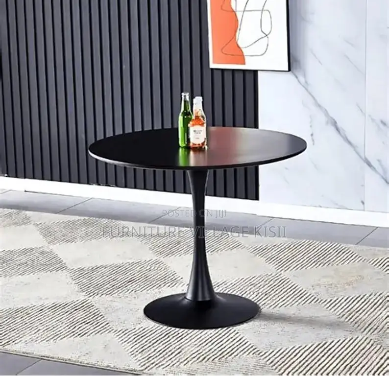 Home Furniture: Round Tulip Black Dining Table