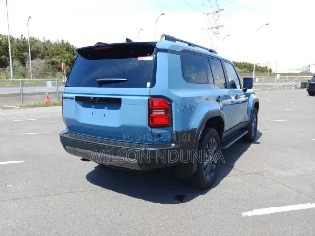 Toyota Land Cruiser Prado 2025 Blue