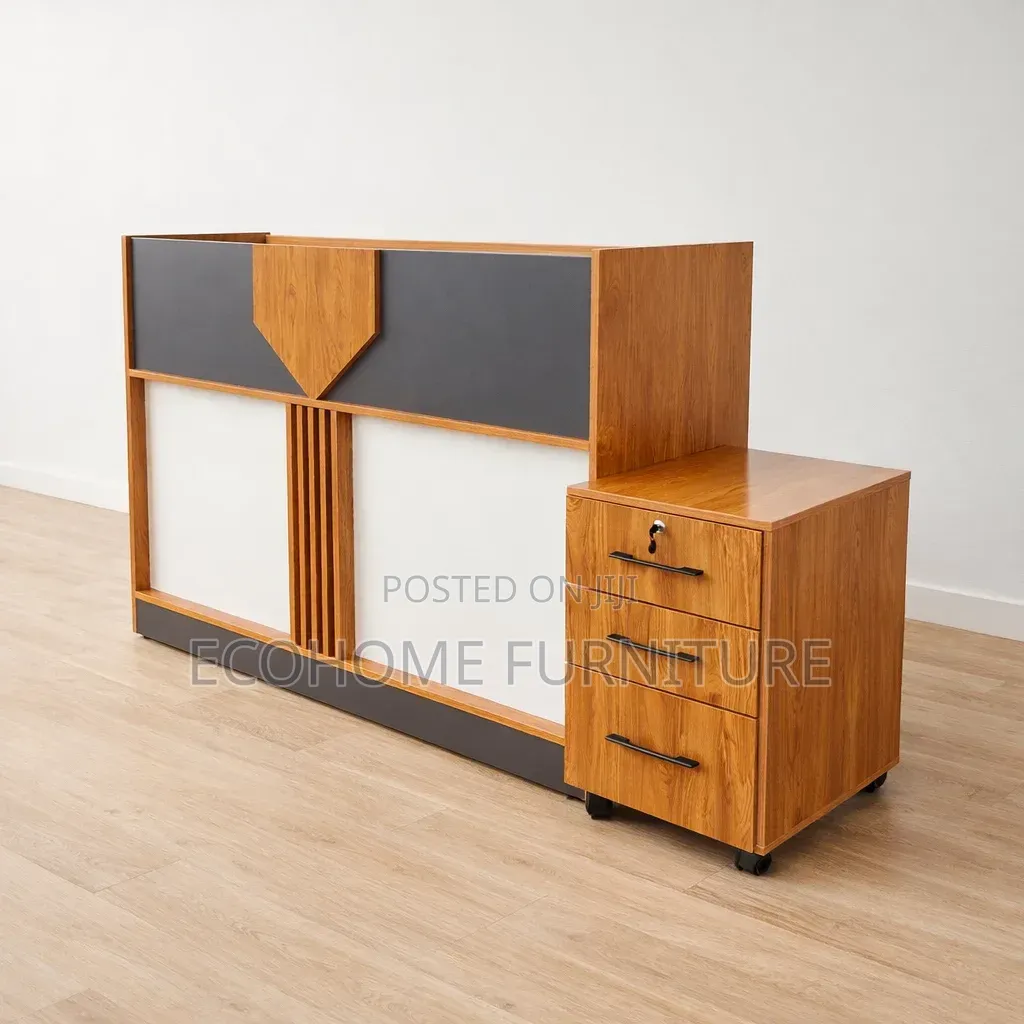 Modern Executive Office Desk With 3-Drawer Mobile Pedestal Privacy