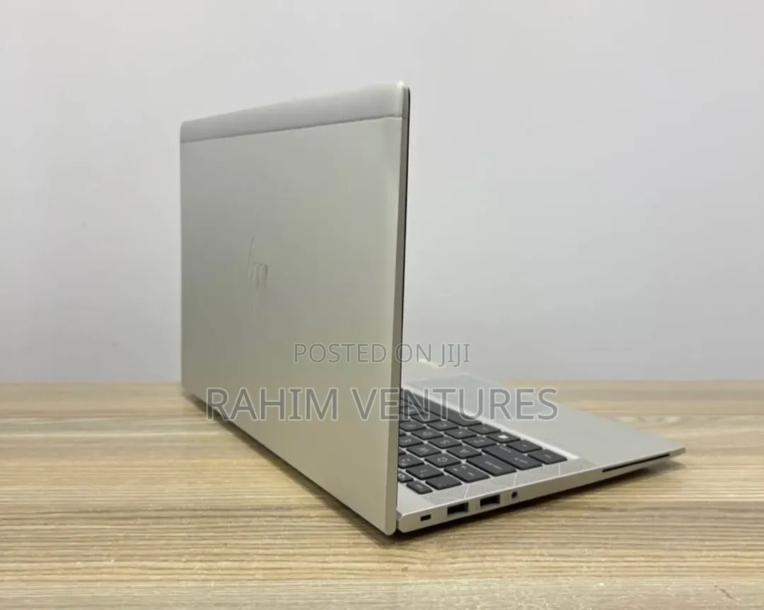 Laptop HP EliteBook 845 G8 8GB AMD Ryzen 3 SSD 256GB