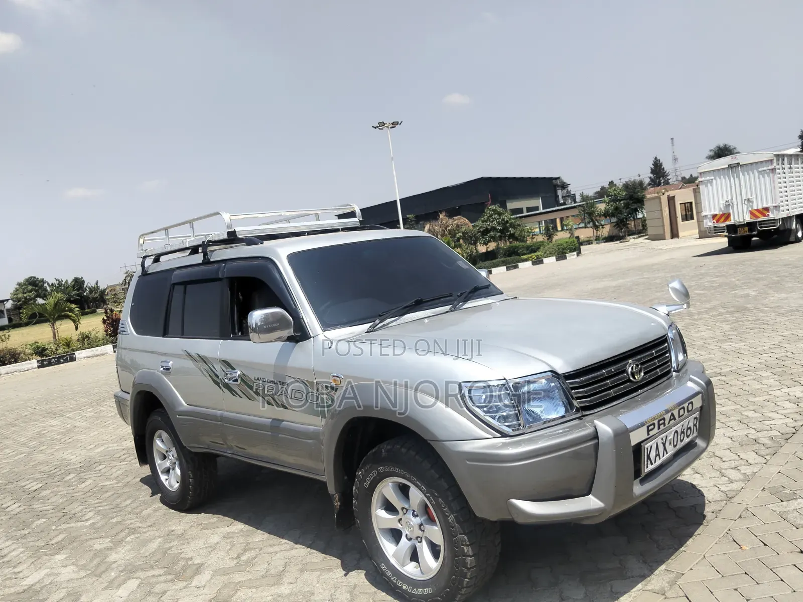 Toyota Land Cruiser Prado 2002 Silver