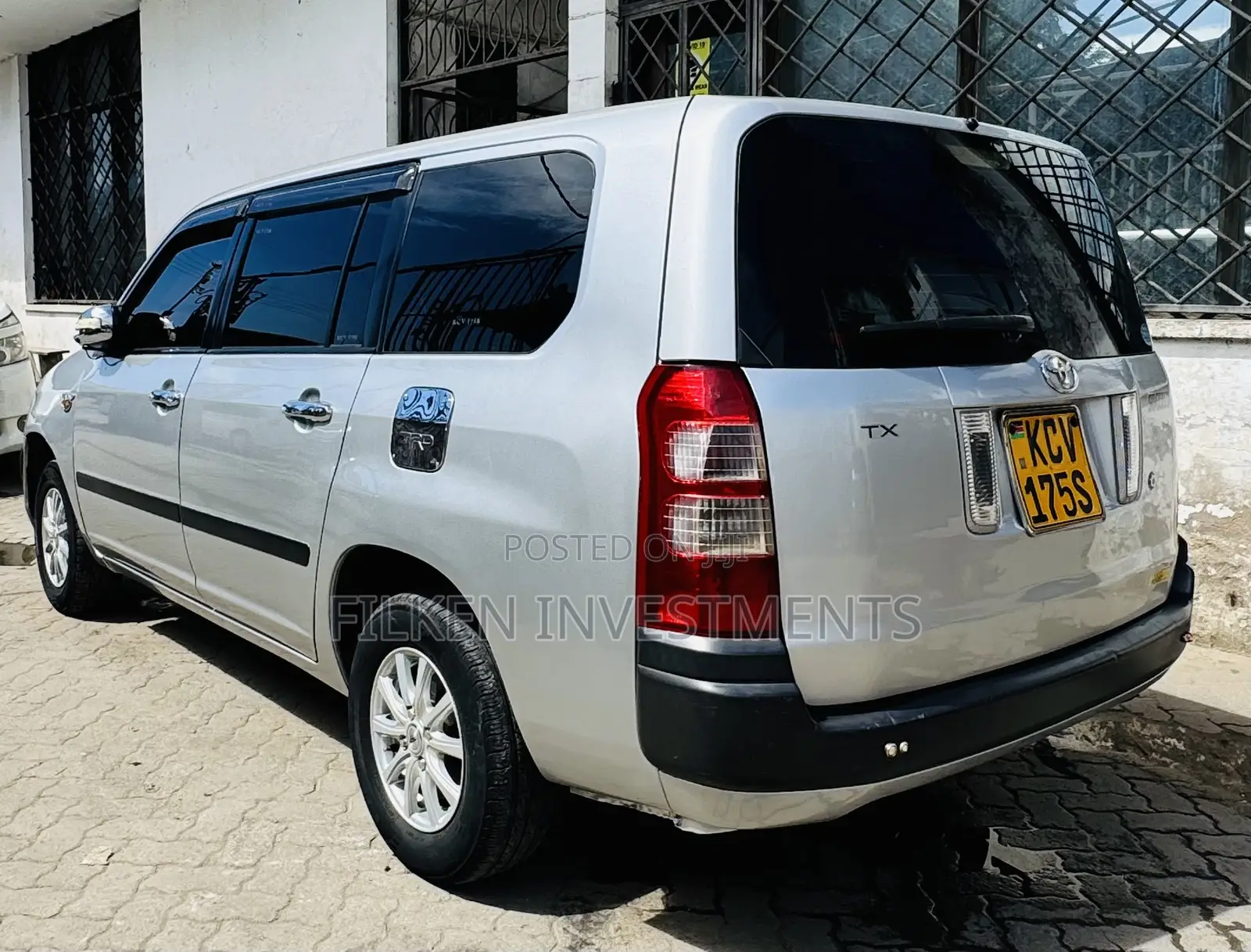 Toyota Succeed 2012 Silver