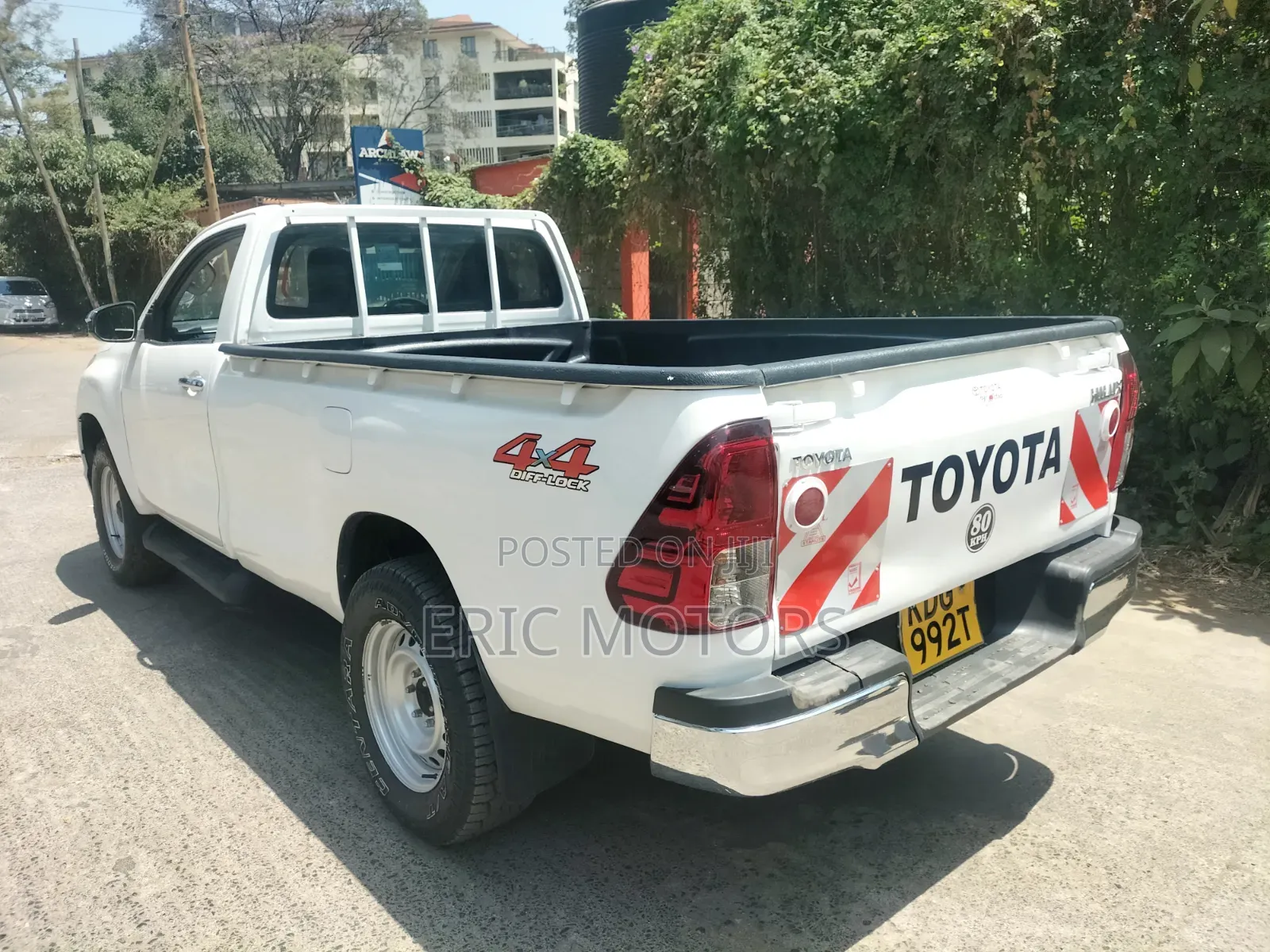 Toyota Hilux 2017 White