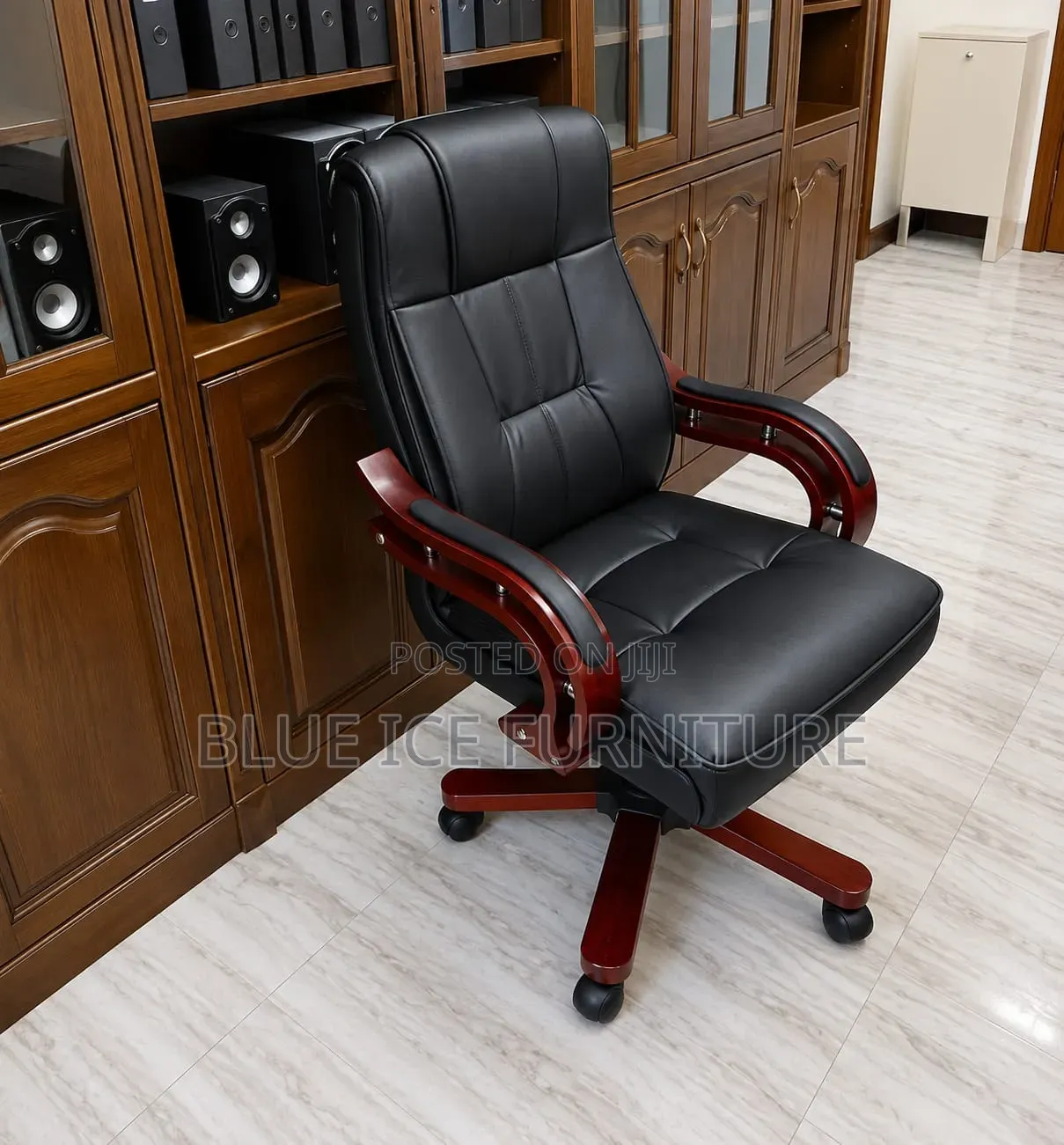 Office Chair -Executive Leather Office Chair With Wooden Armrests