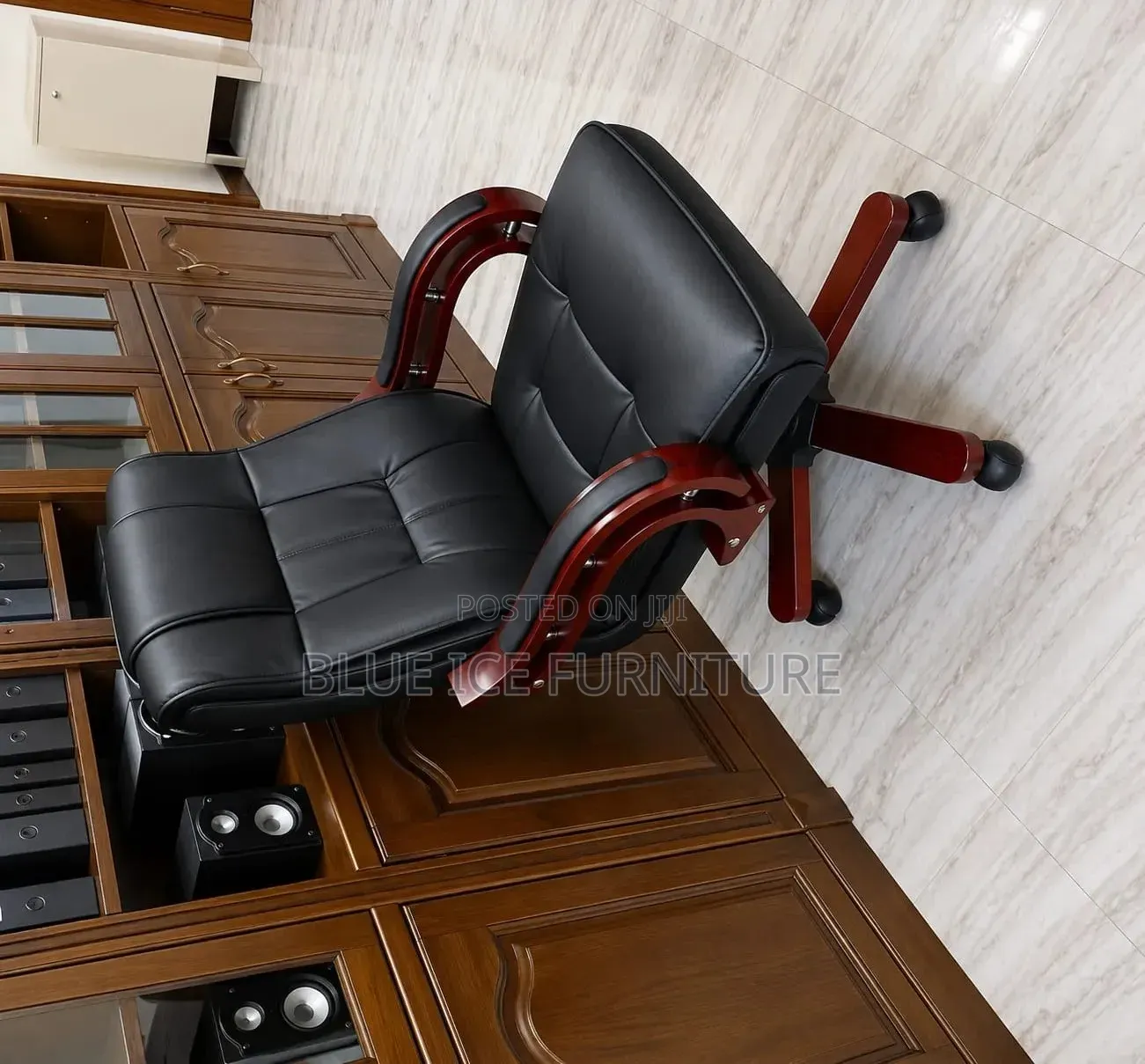 Office Chair -Executive Leather Office Chair With Wooden Armrests