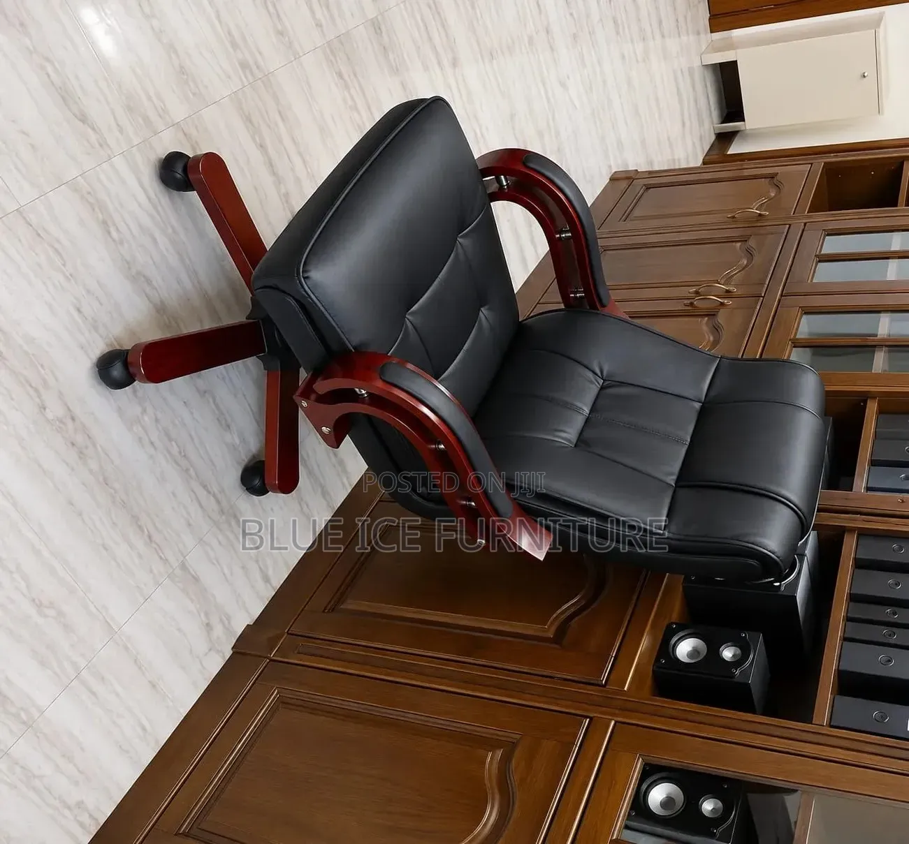 Office Chair -Executive Leather Office Chair With Wooden Armrests