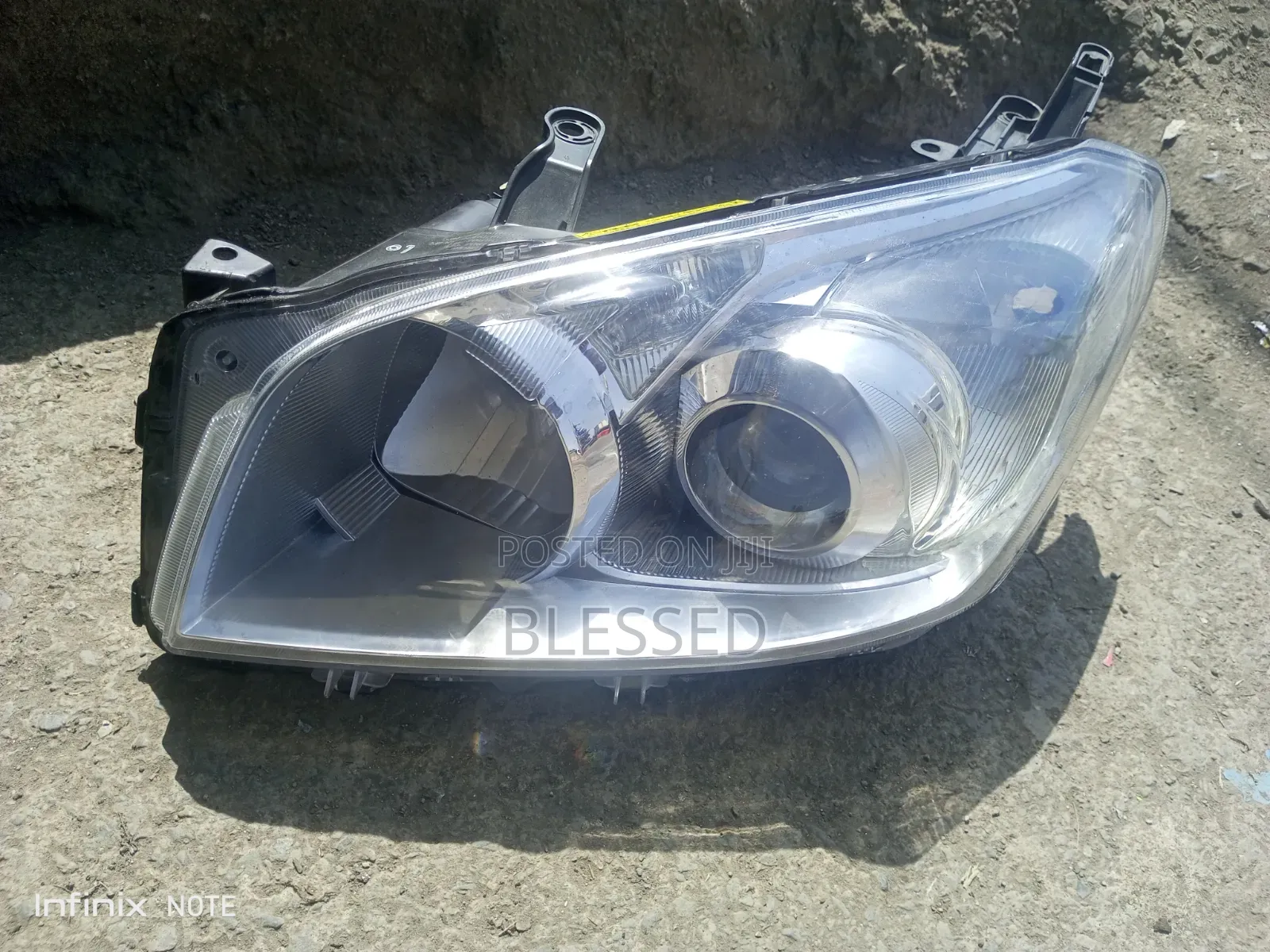Fav-4 Ac26 Headlight