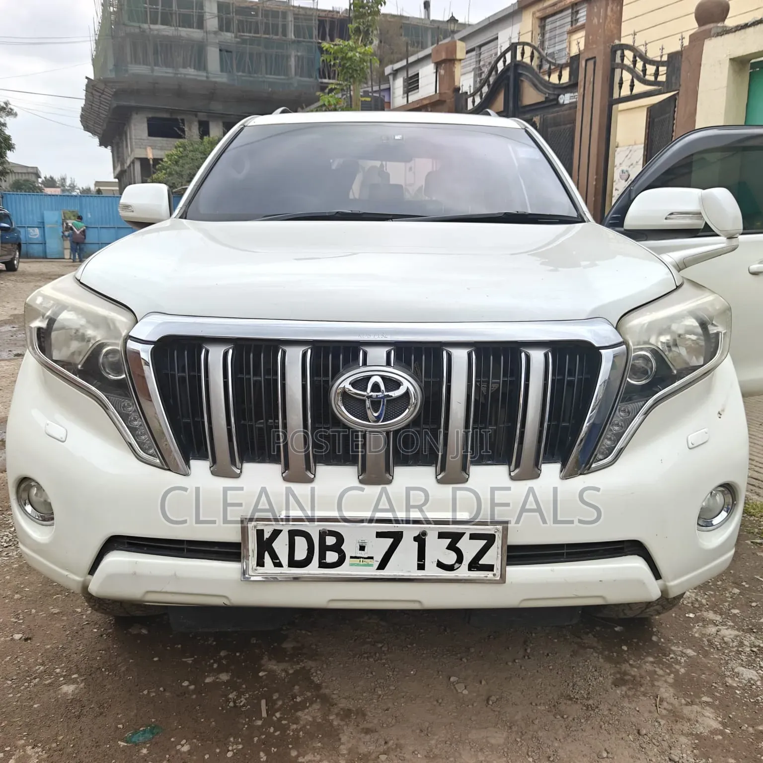 Toyota Land Cruiser Prado 2013 White