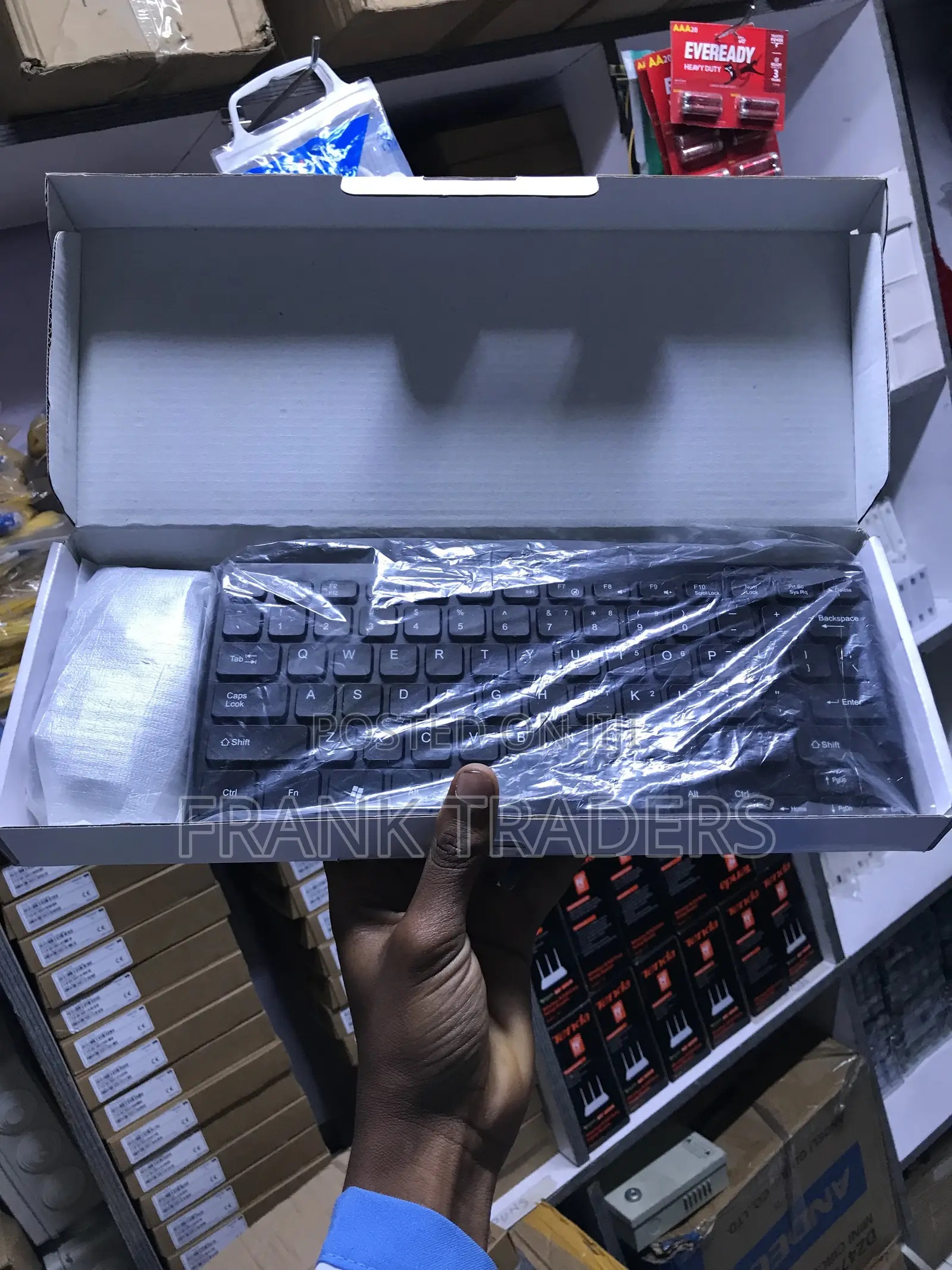 Wireless Mini-Keyboard Mouse Set